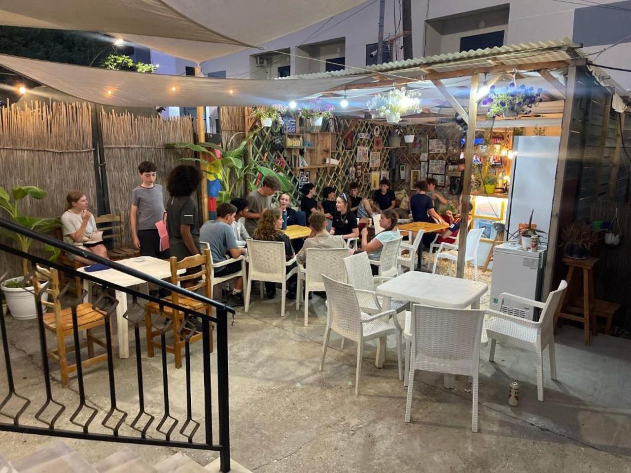Vlora Backpackers Hostel & Bar LUNGOMARE