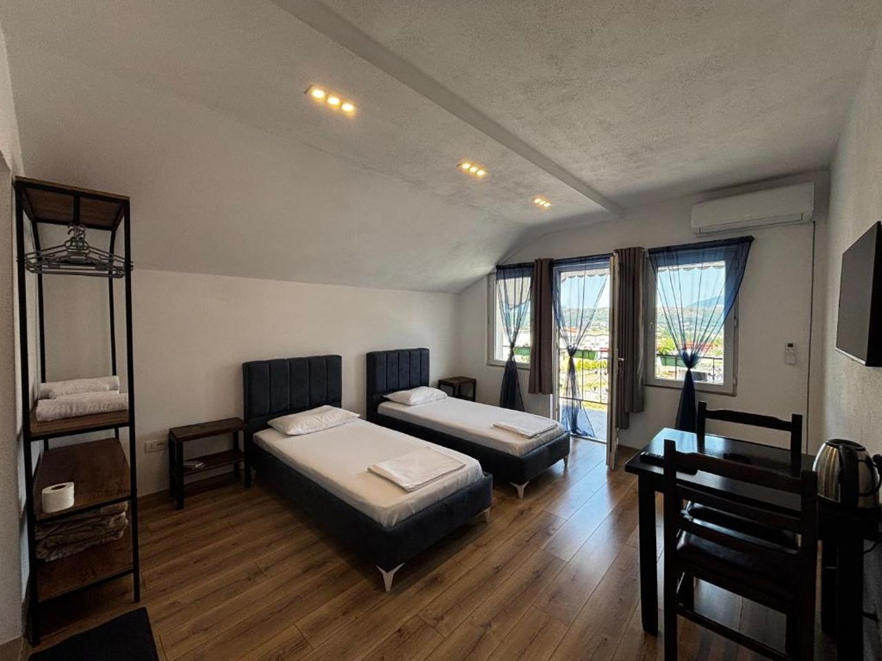 ARBI GUEST House
