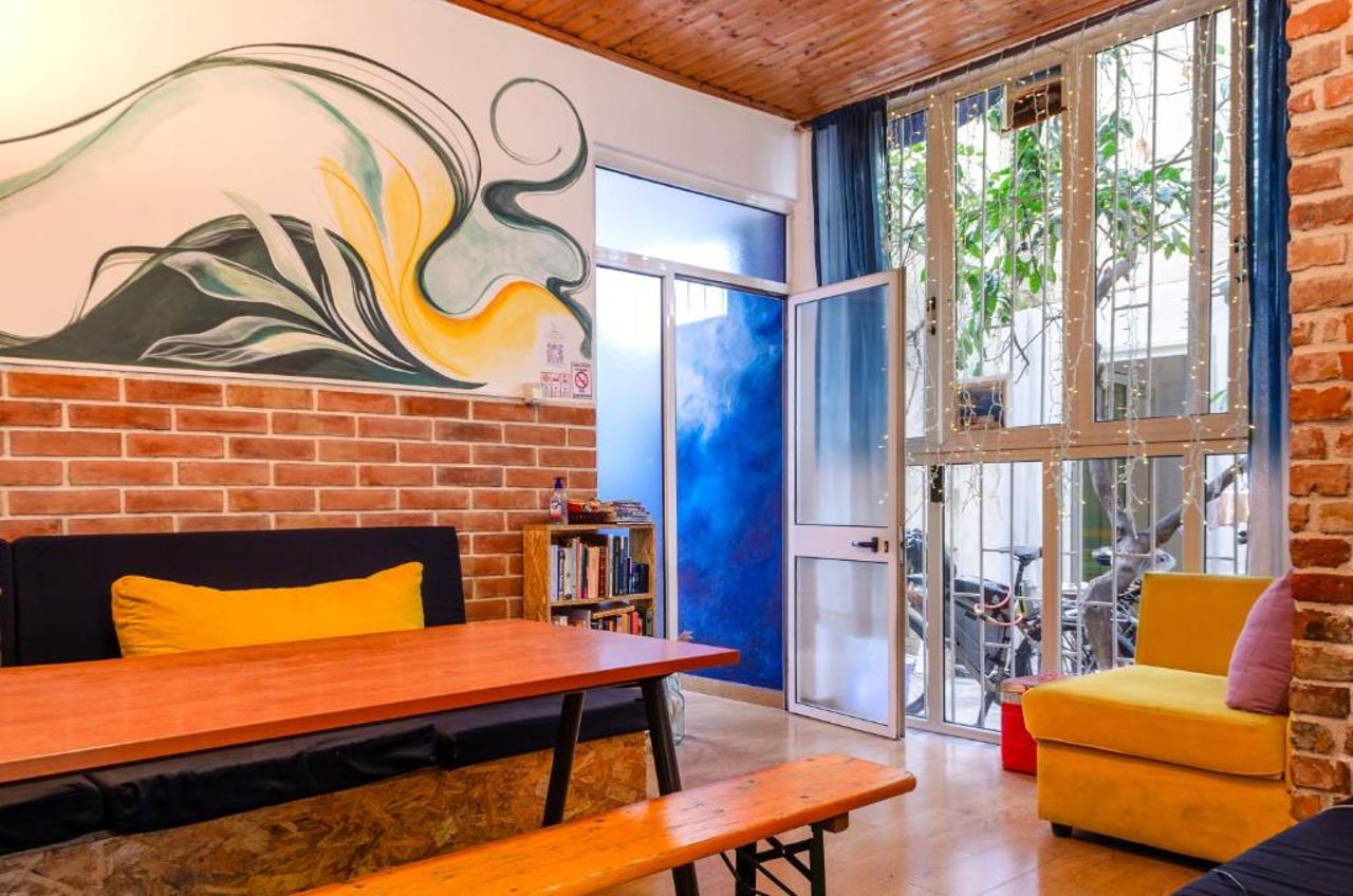Buff Hostel Tirana