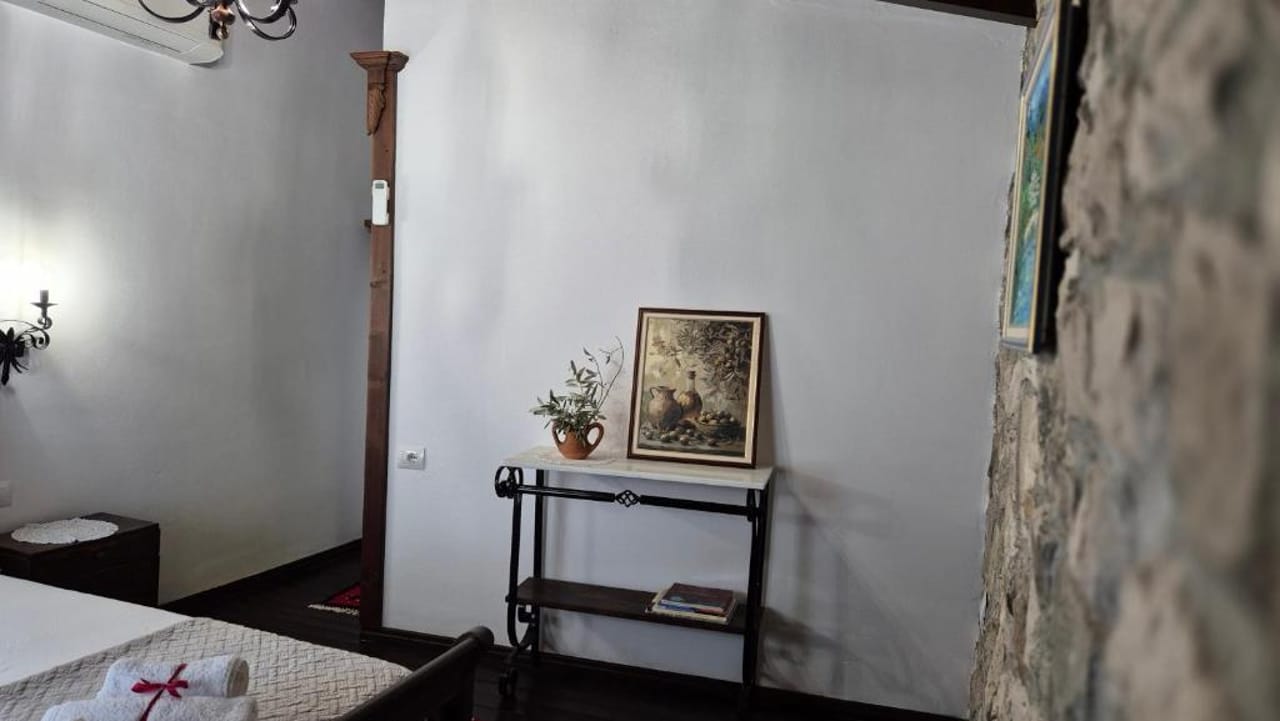 Timo's Guest House