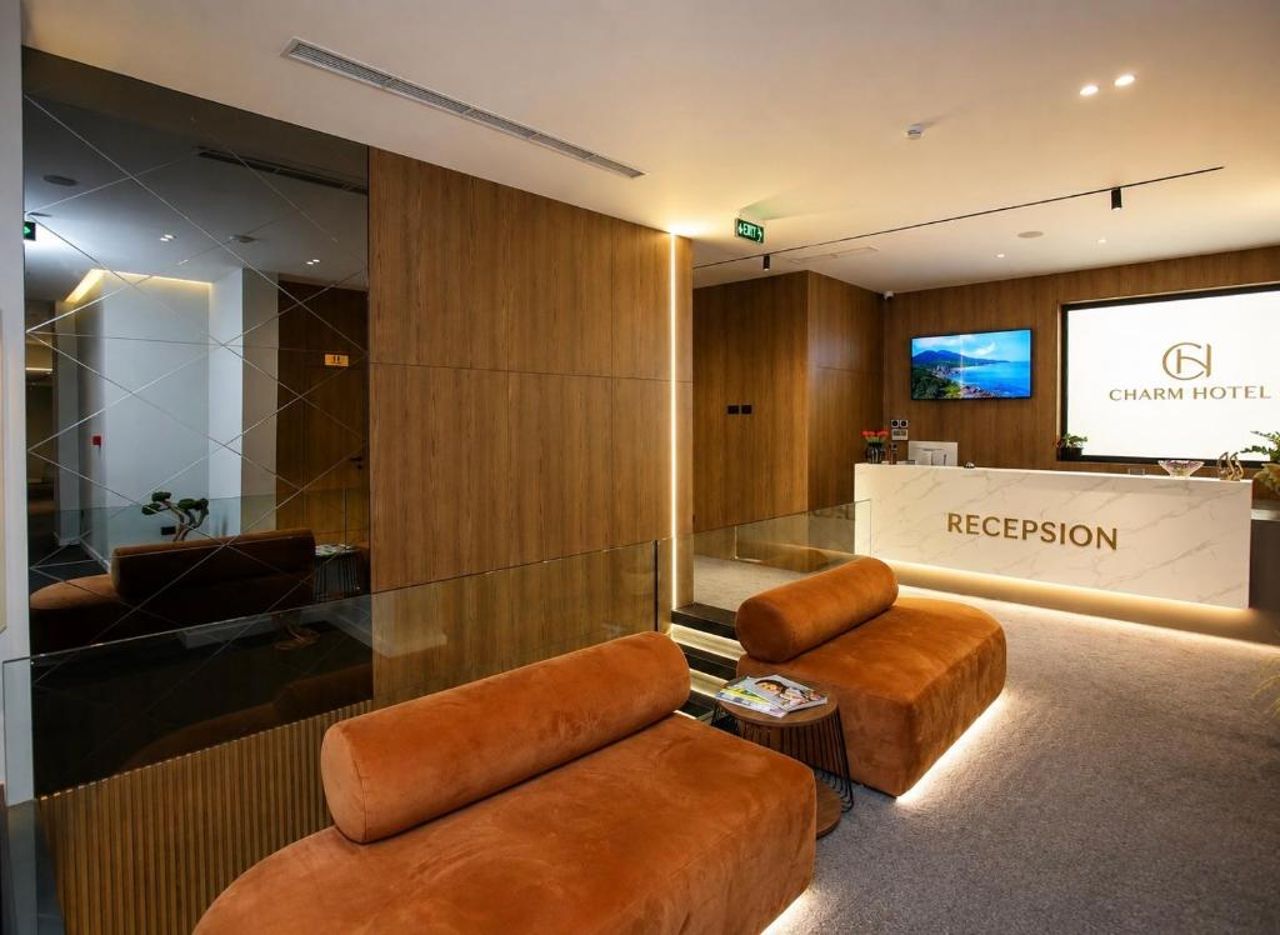 Charm Hotel
