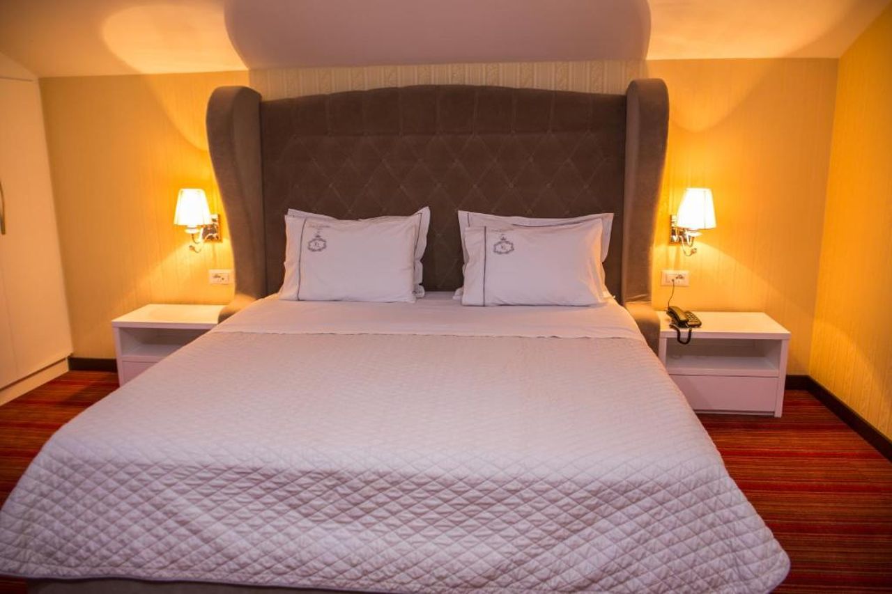 Santa Quaranta Premium Resort