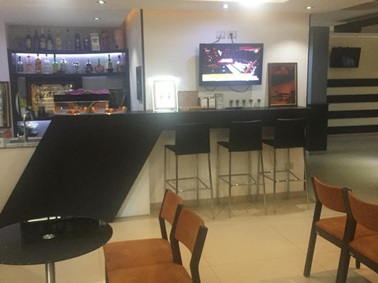 Sunrise Hotel Cameria