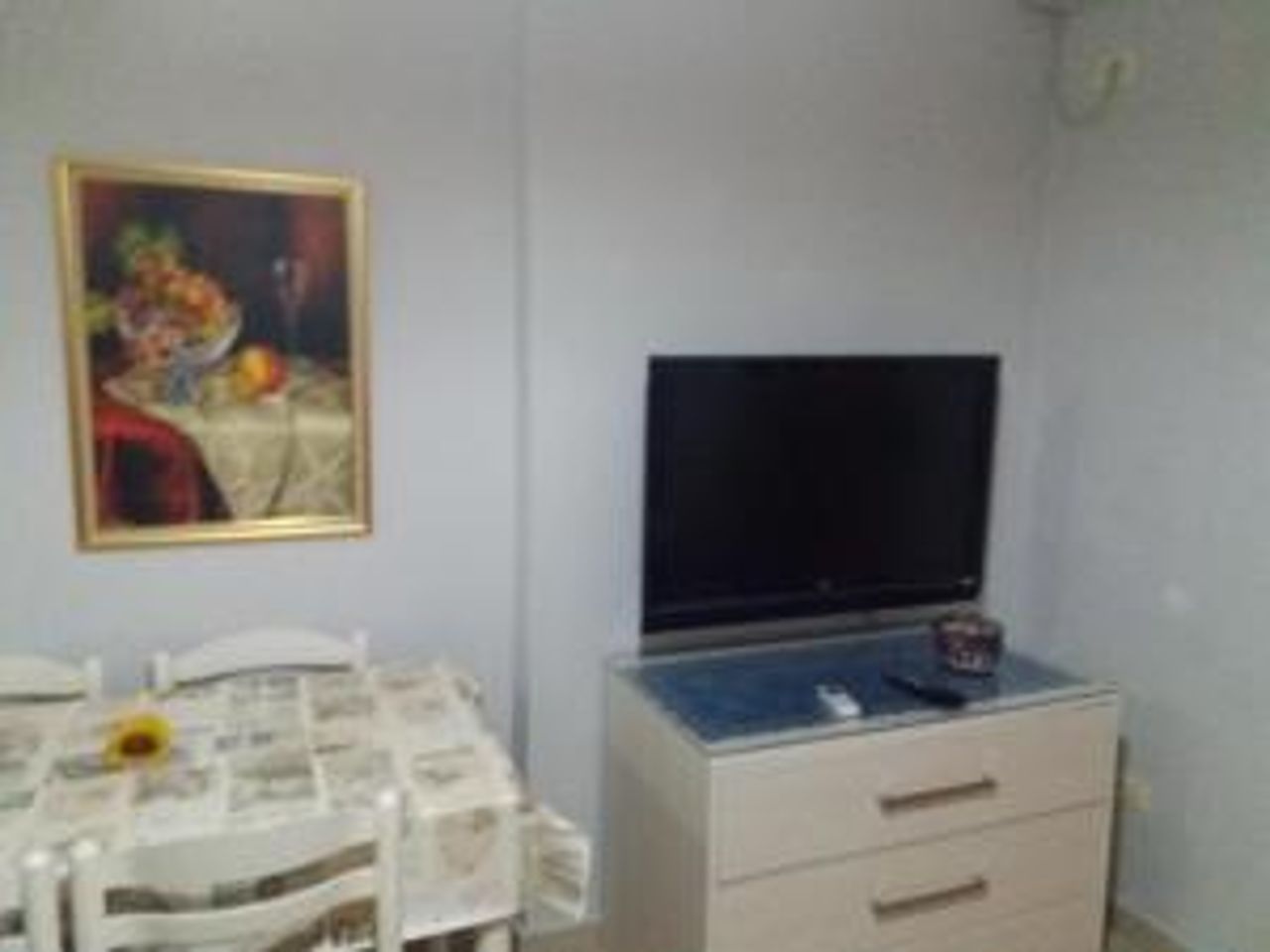 Cheap and Comfortable Apartment at Seaside