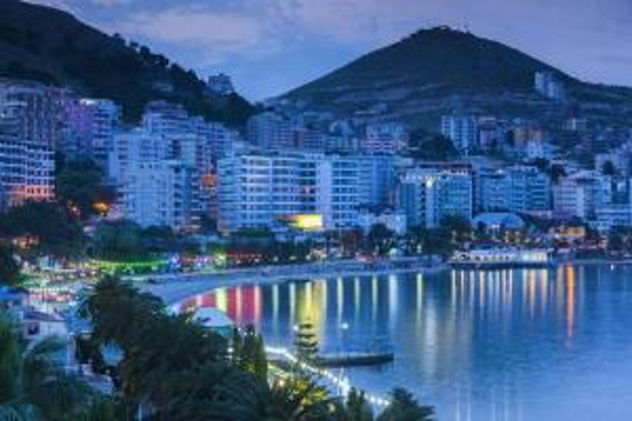 Sion Sarande Apartments