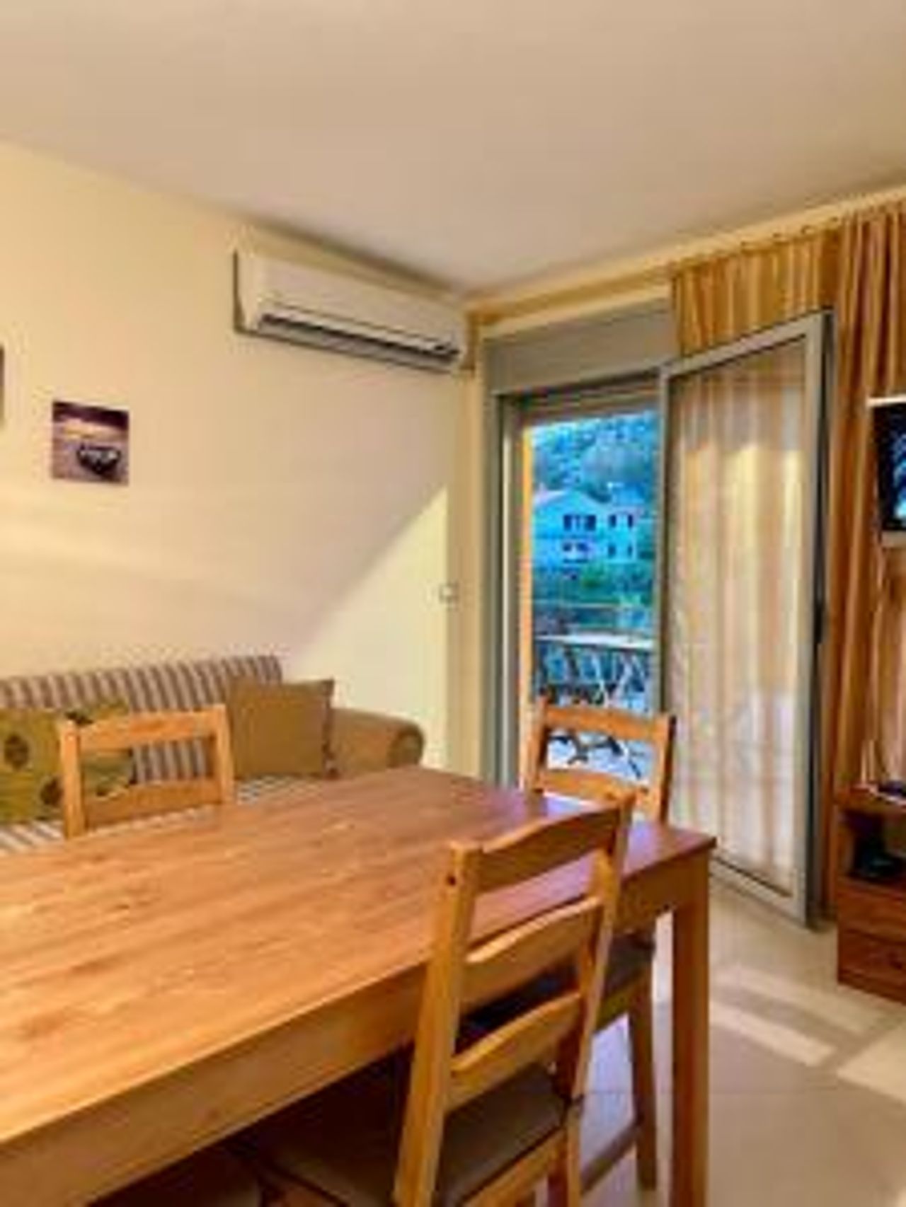 Arti apartment