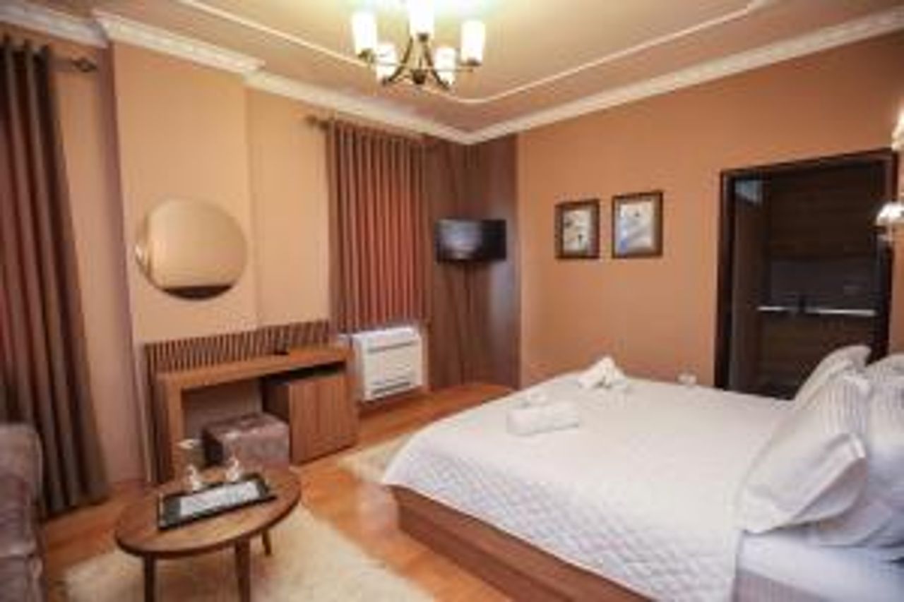 Vila 3 Korçë