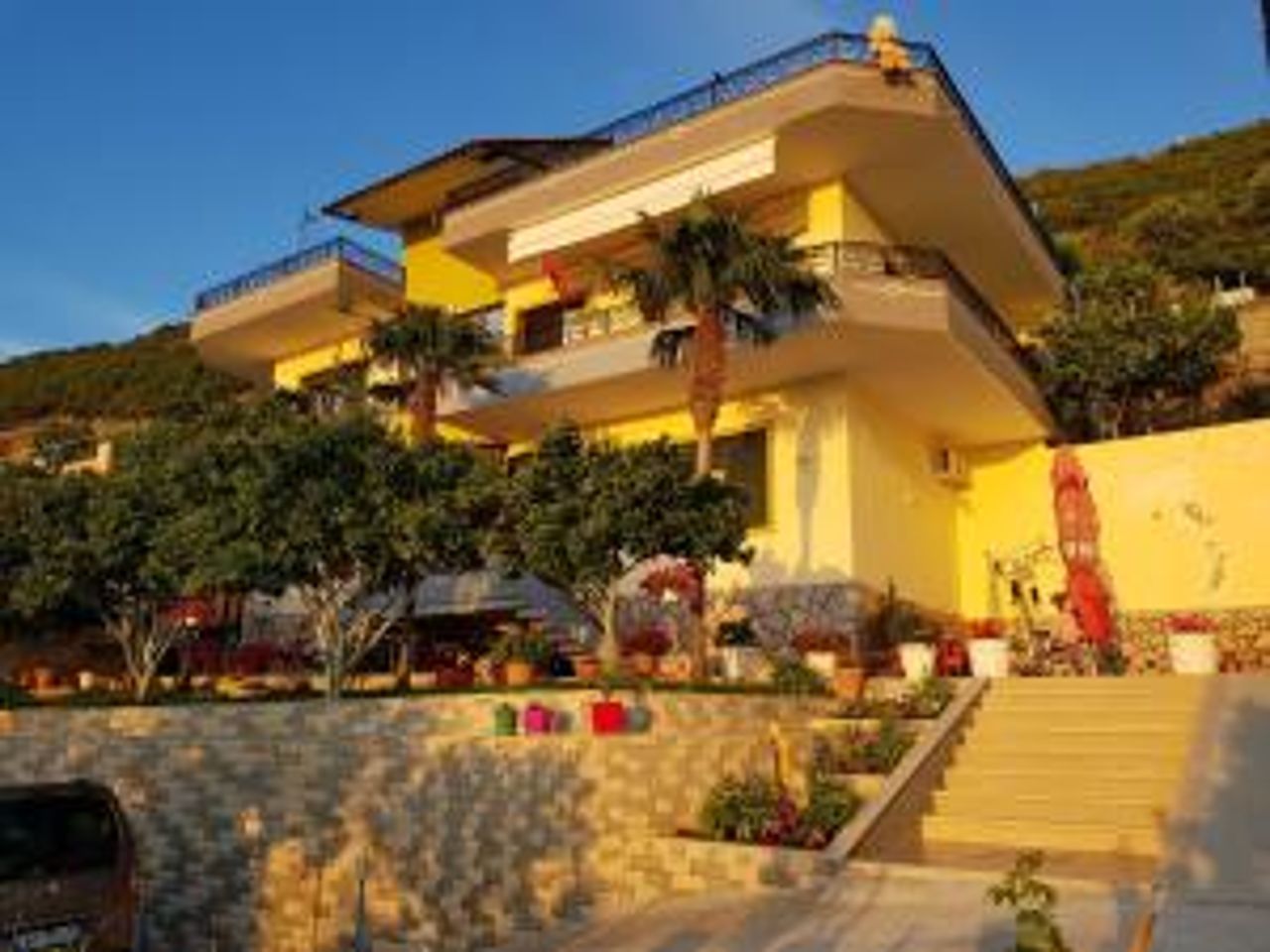 Villa Meminaj Vlore Sea view and Garden Vlore