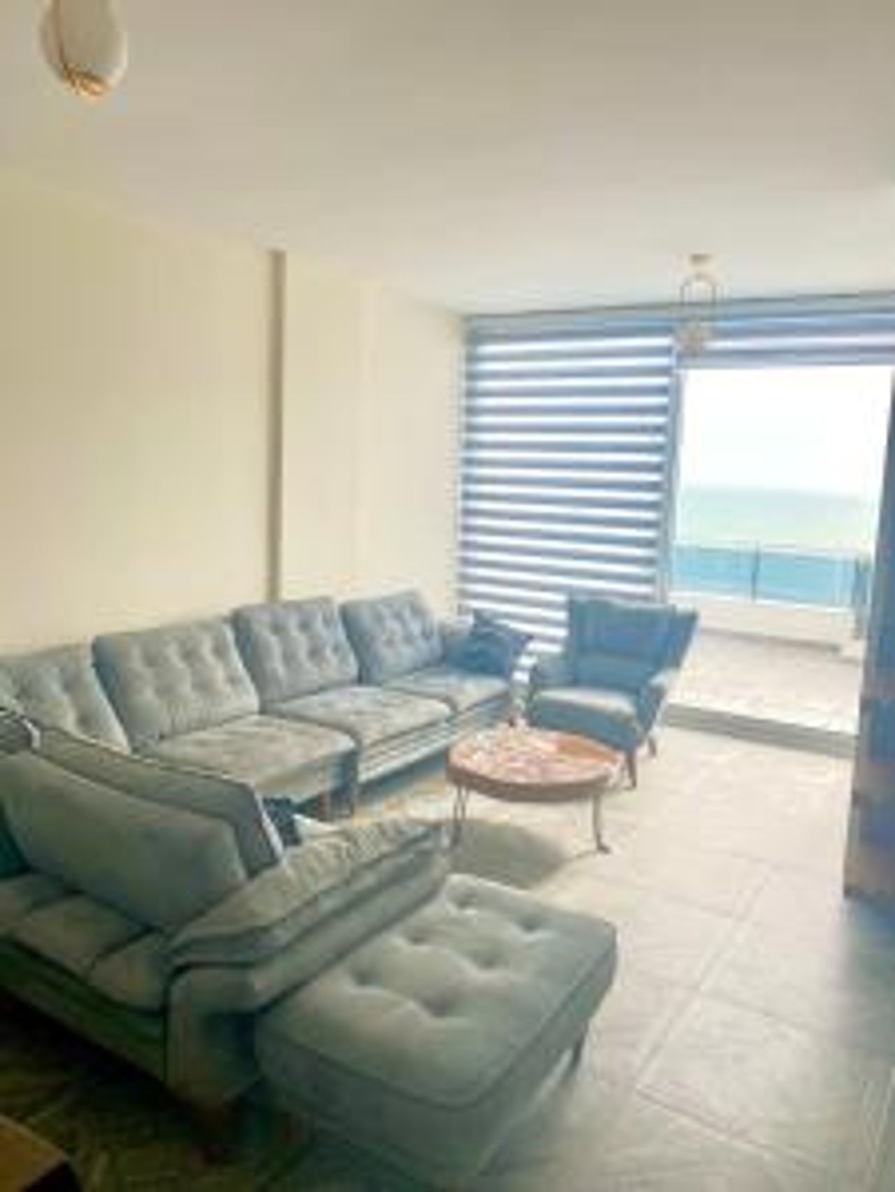 luxury Penthouse shkembi kavajes