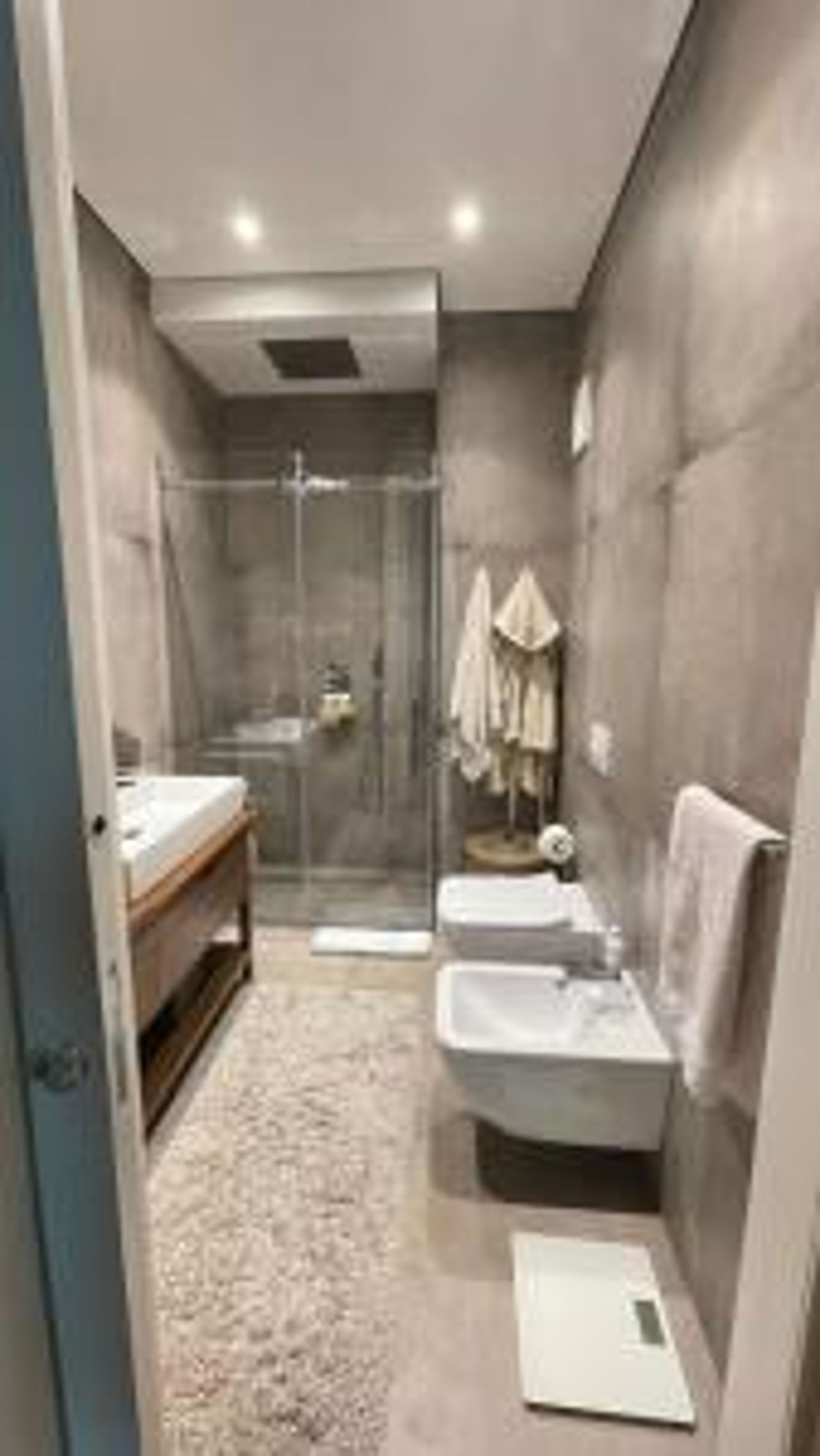 Luxury Condo Apartment @Air Albania Stadium