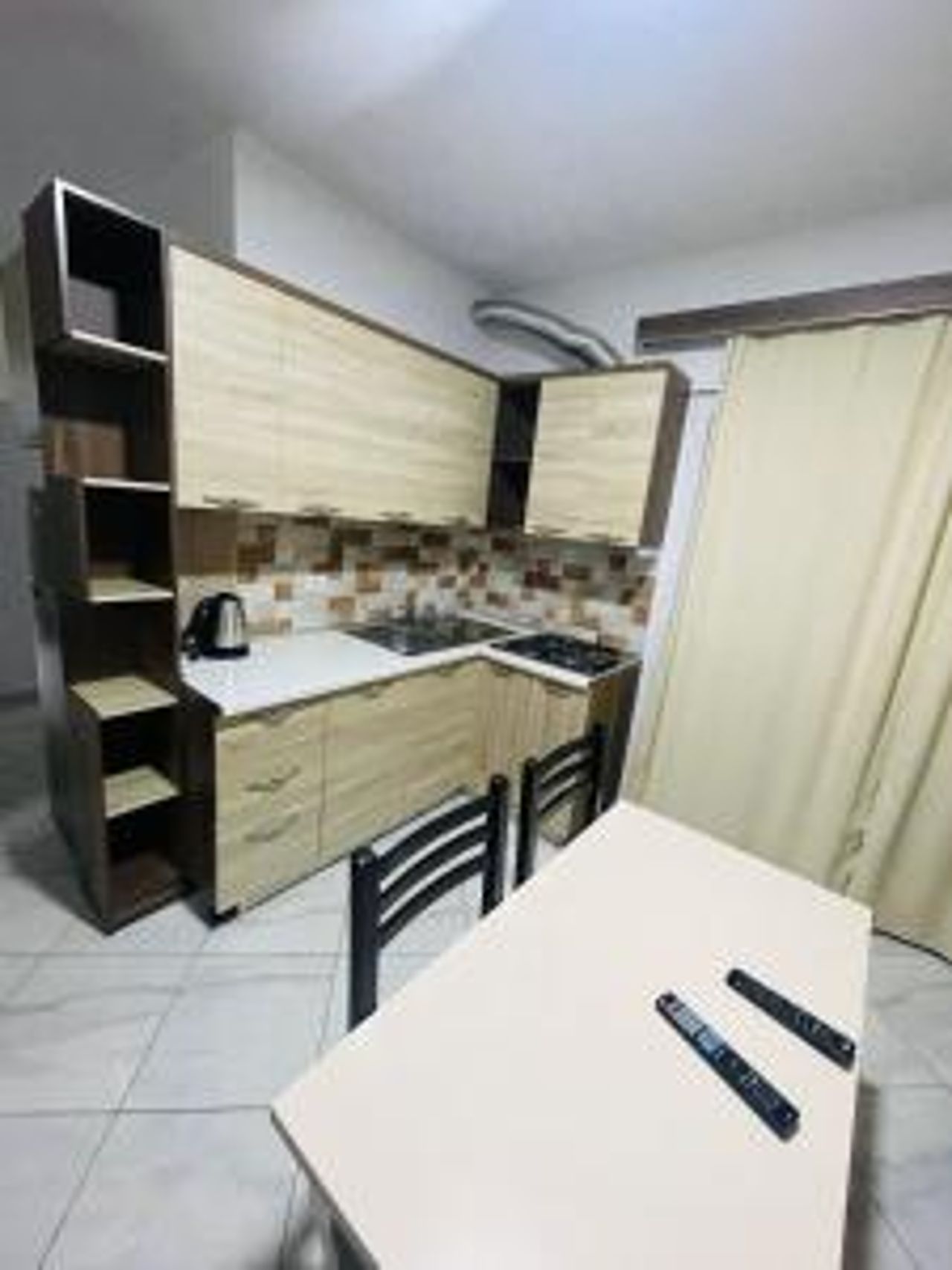 Shengjini Apartments