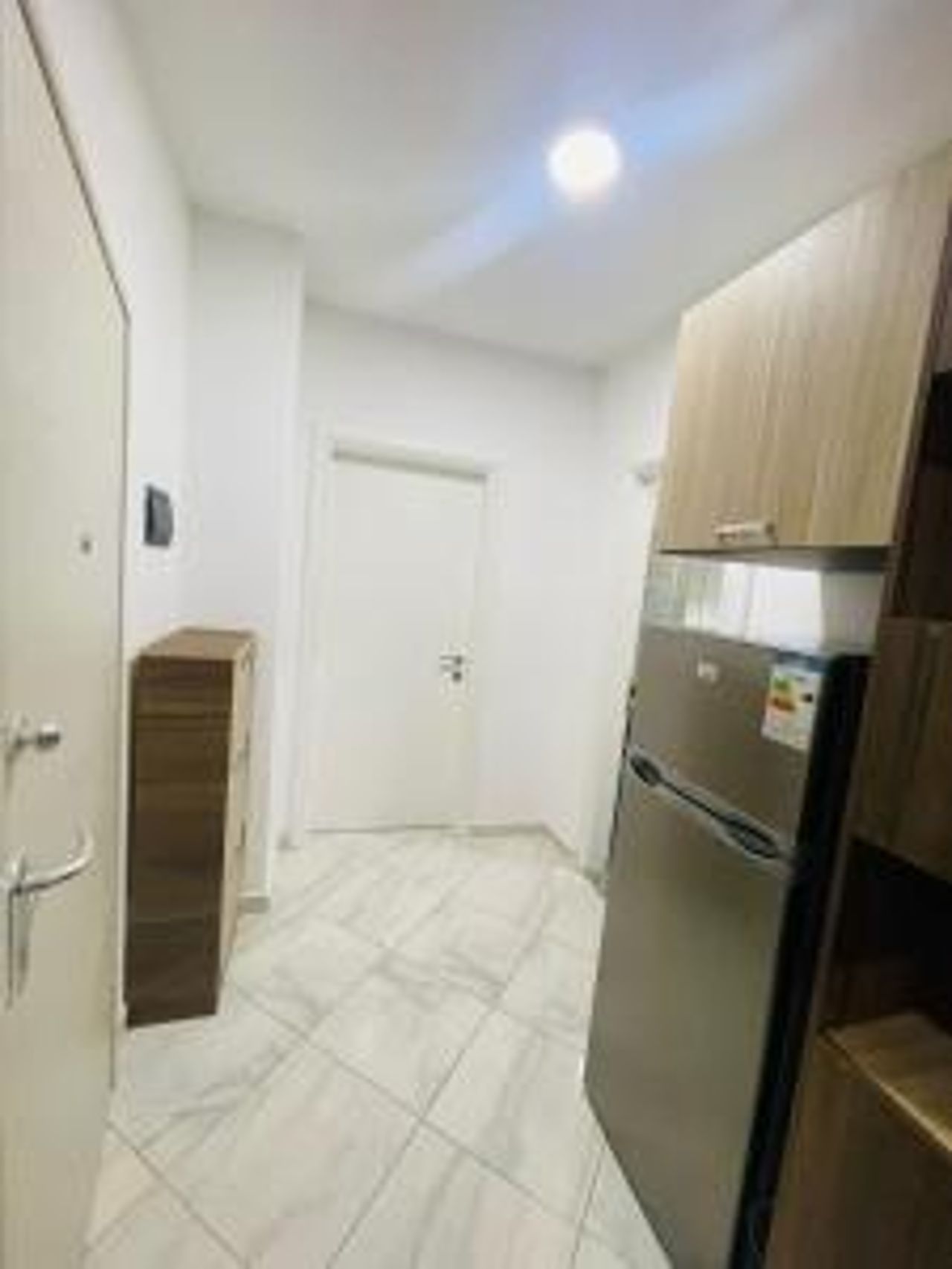 Shengjini Apartments