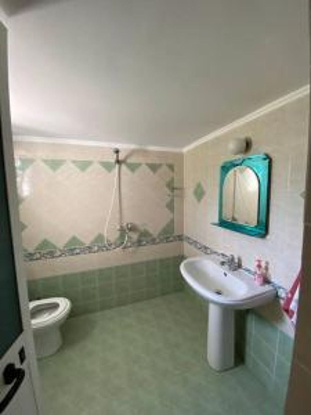 Drimadhë: Spacious and all-comfort sea-view appt