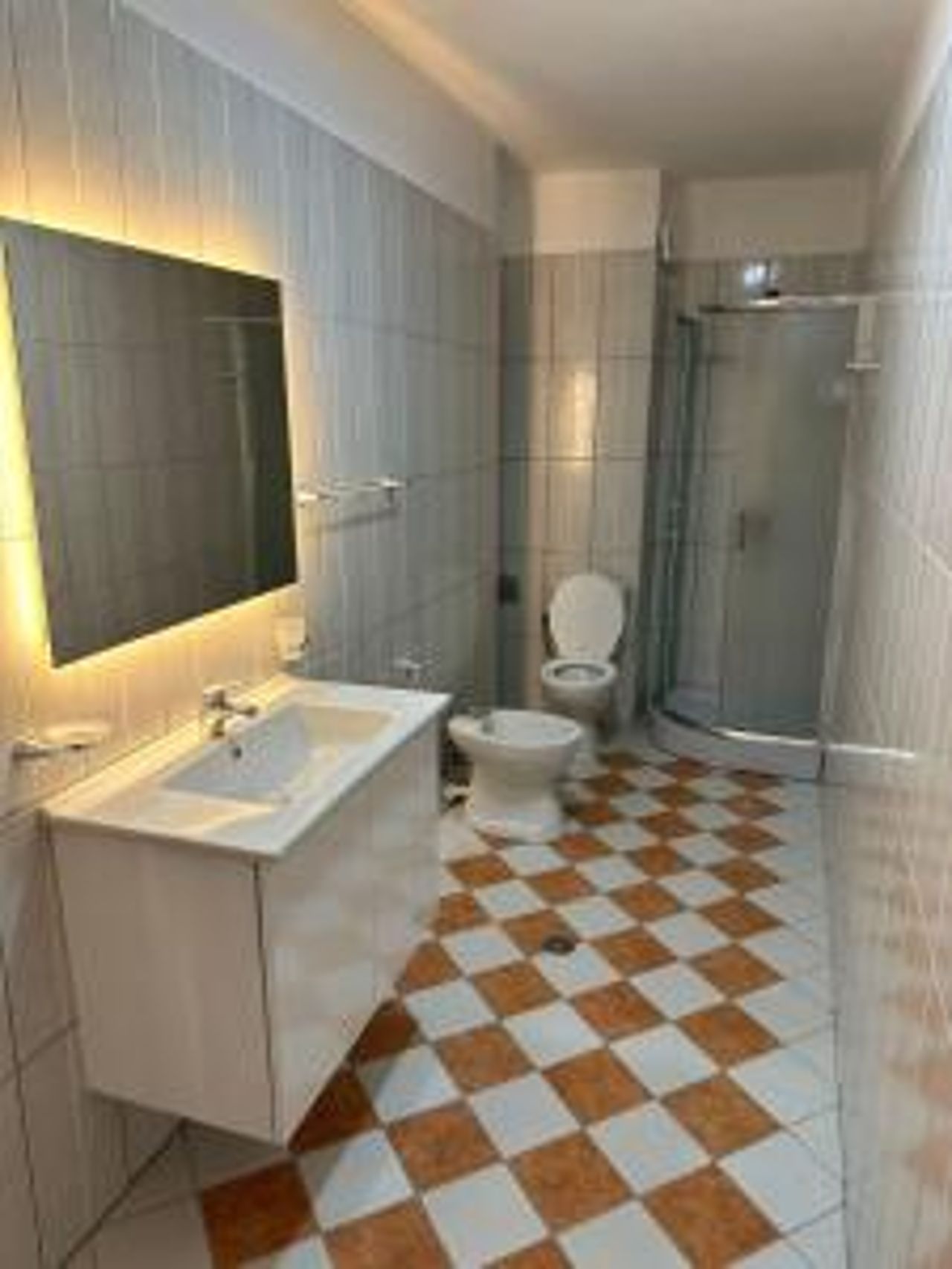 Lulu Suites - Petit