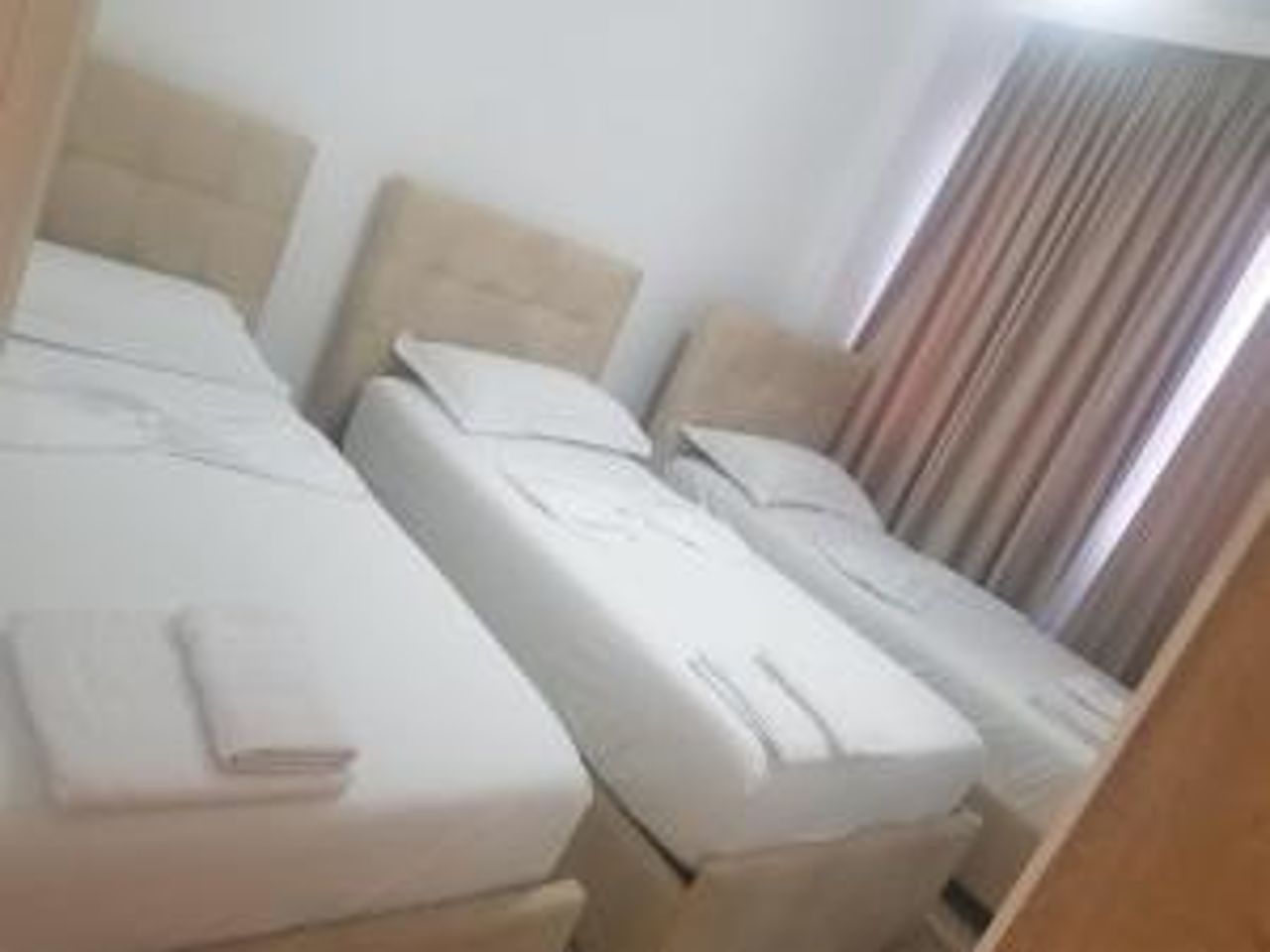 Modern apartment Fishta Q5 22