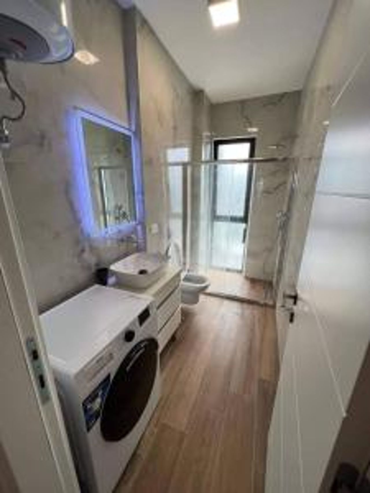 Luxury Rent Apartment 4