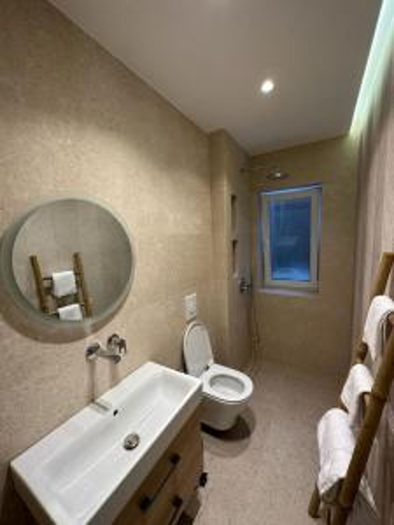 Cozy apartament ,Medreseja e tiranes