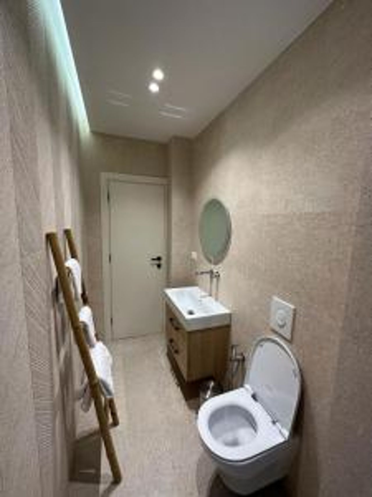 Cozy apartament ,Medreseja e tiranes