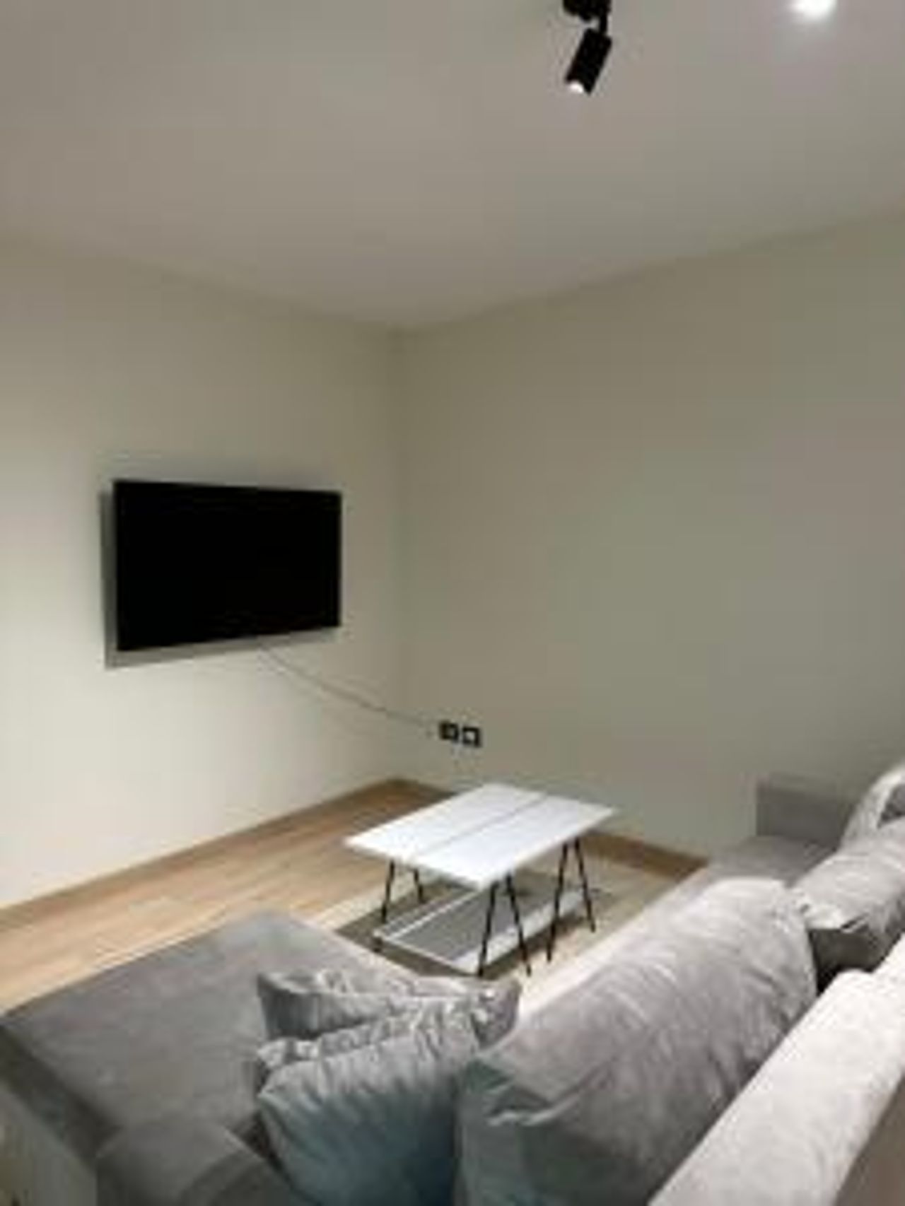 White apartment, in the center of Tirana