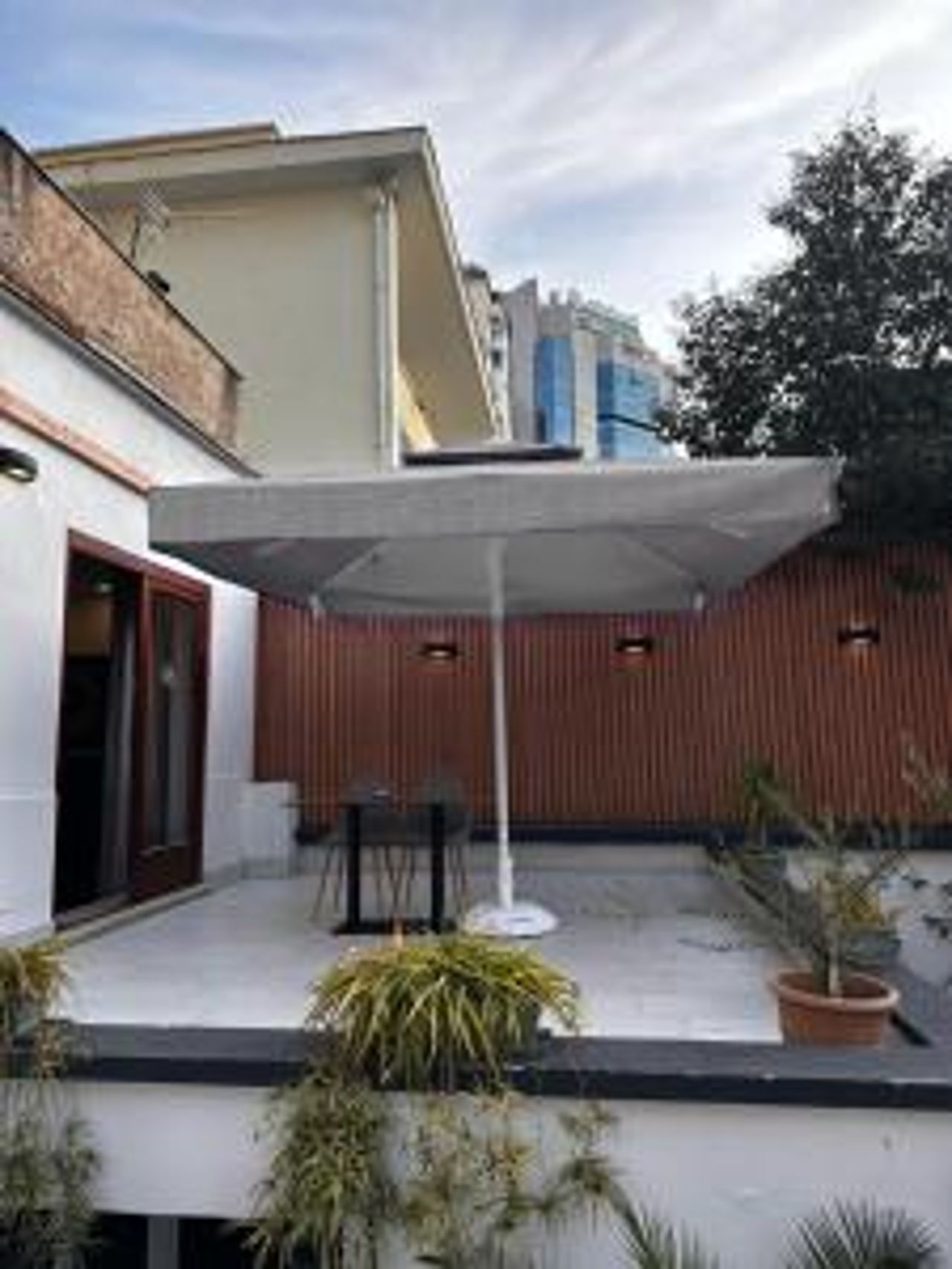 Studio in Bllok Tirana