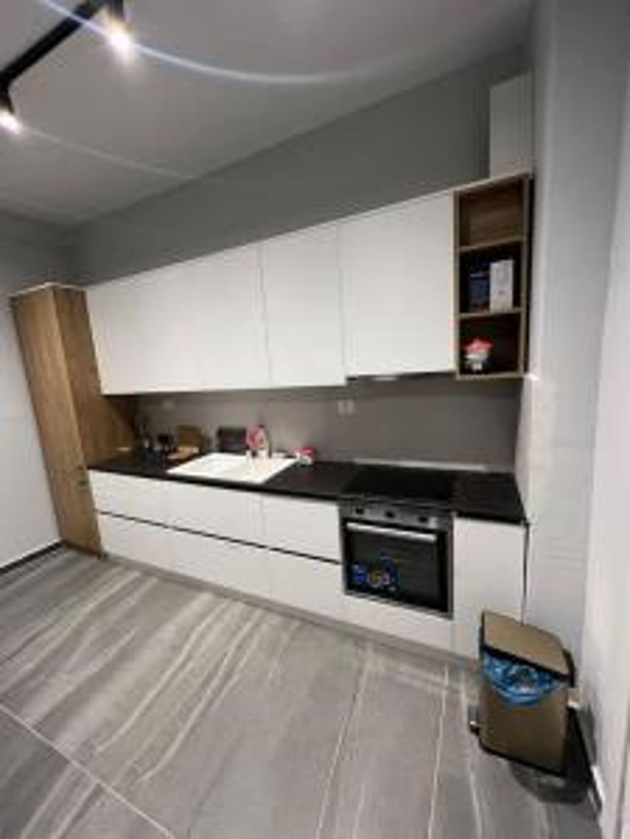 Apartment Near The Beach, Qerret