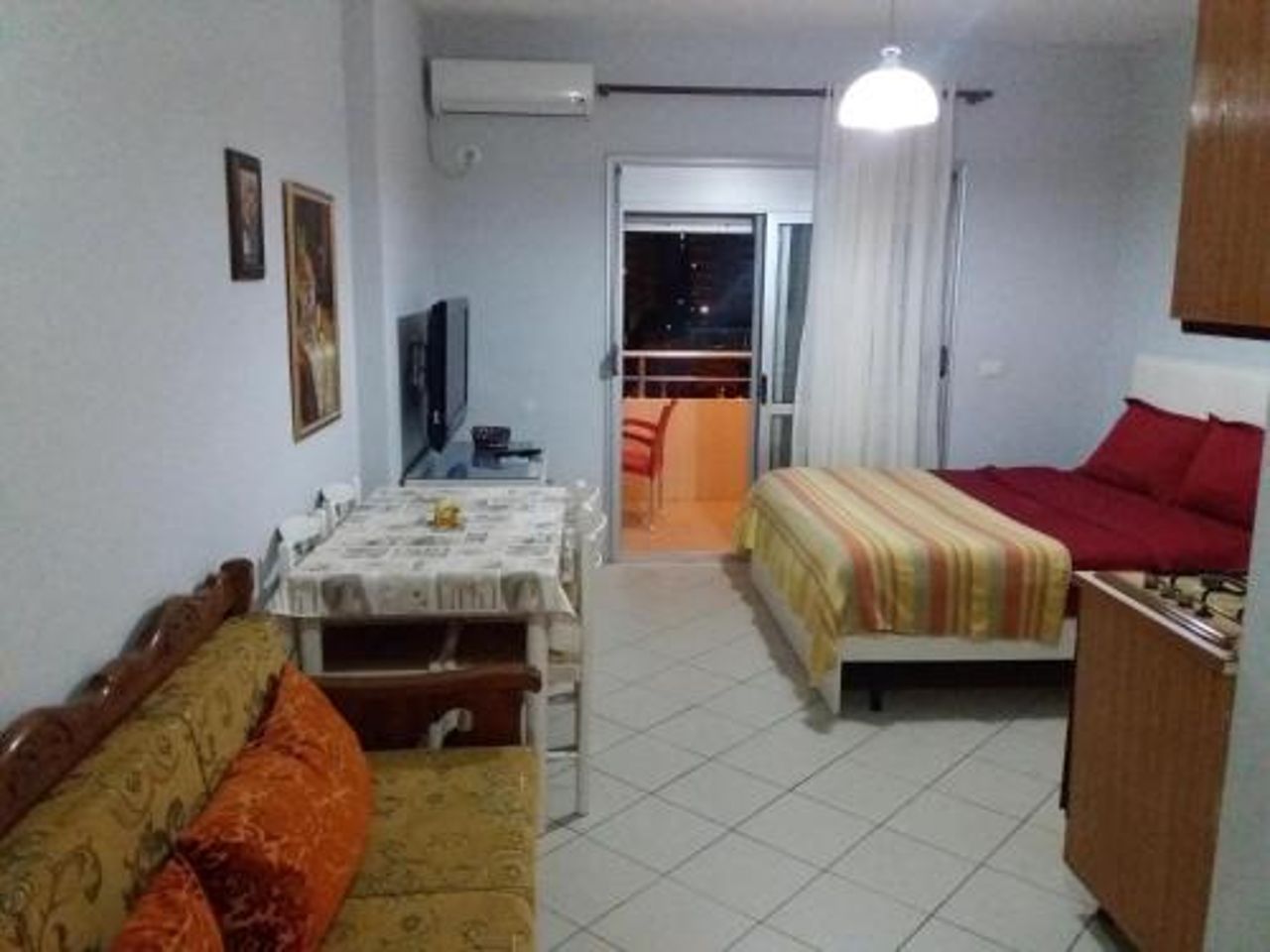 Cheap and Comfortable Apartment at Seaside
