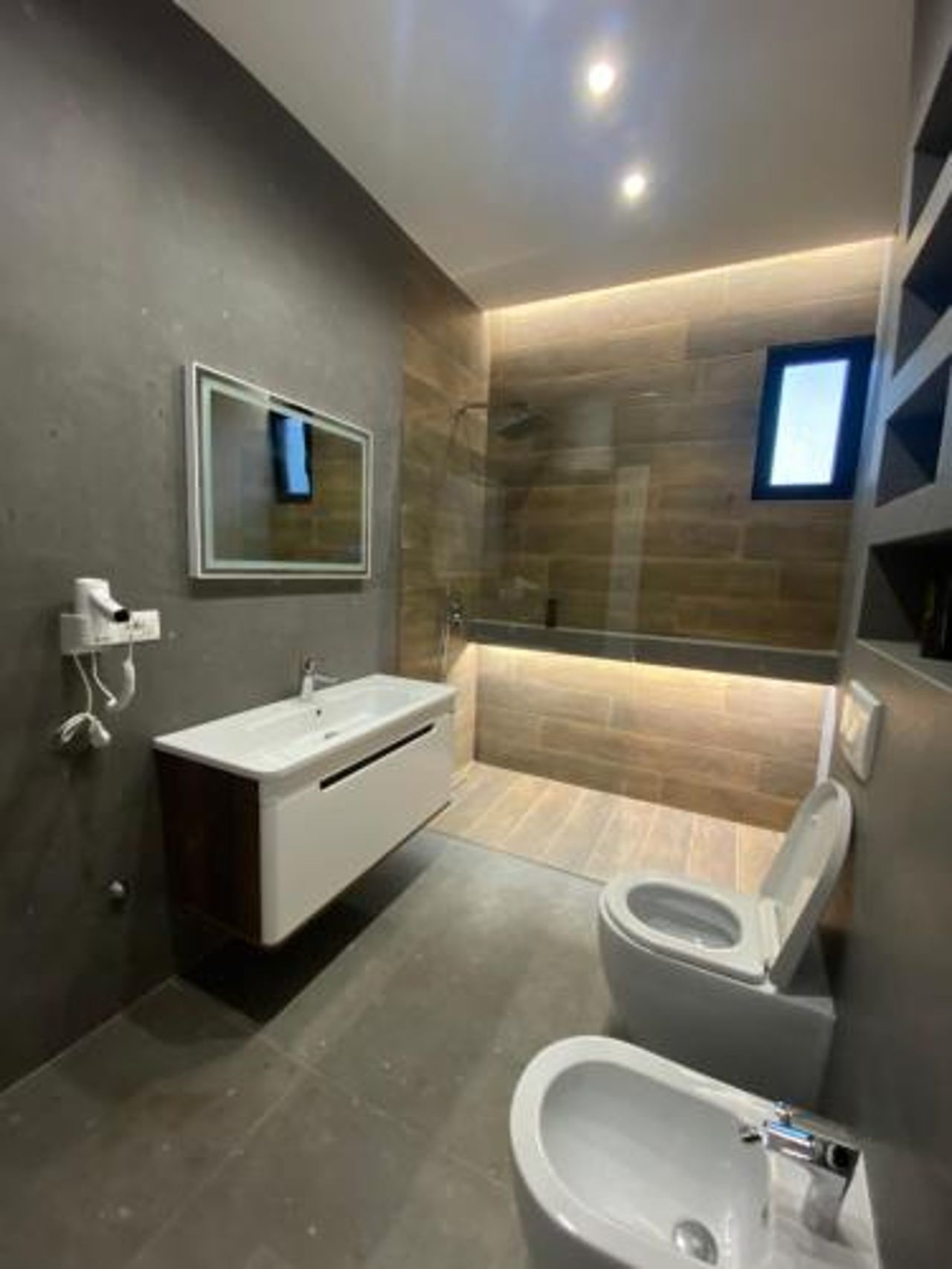 White Beach Villa 2 - Luxury