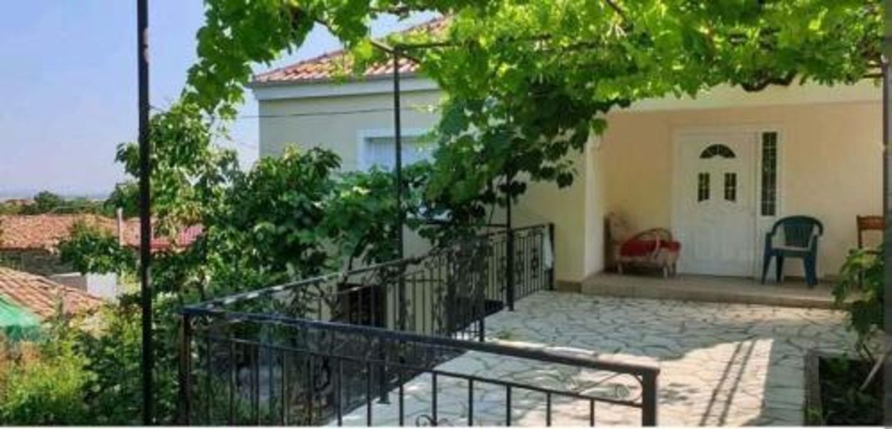 Vila Boboshtica 1