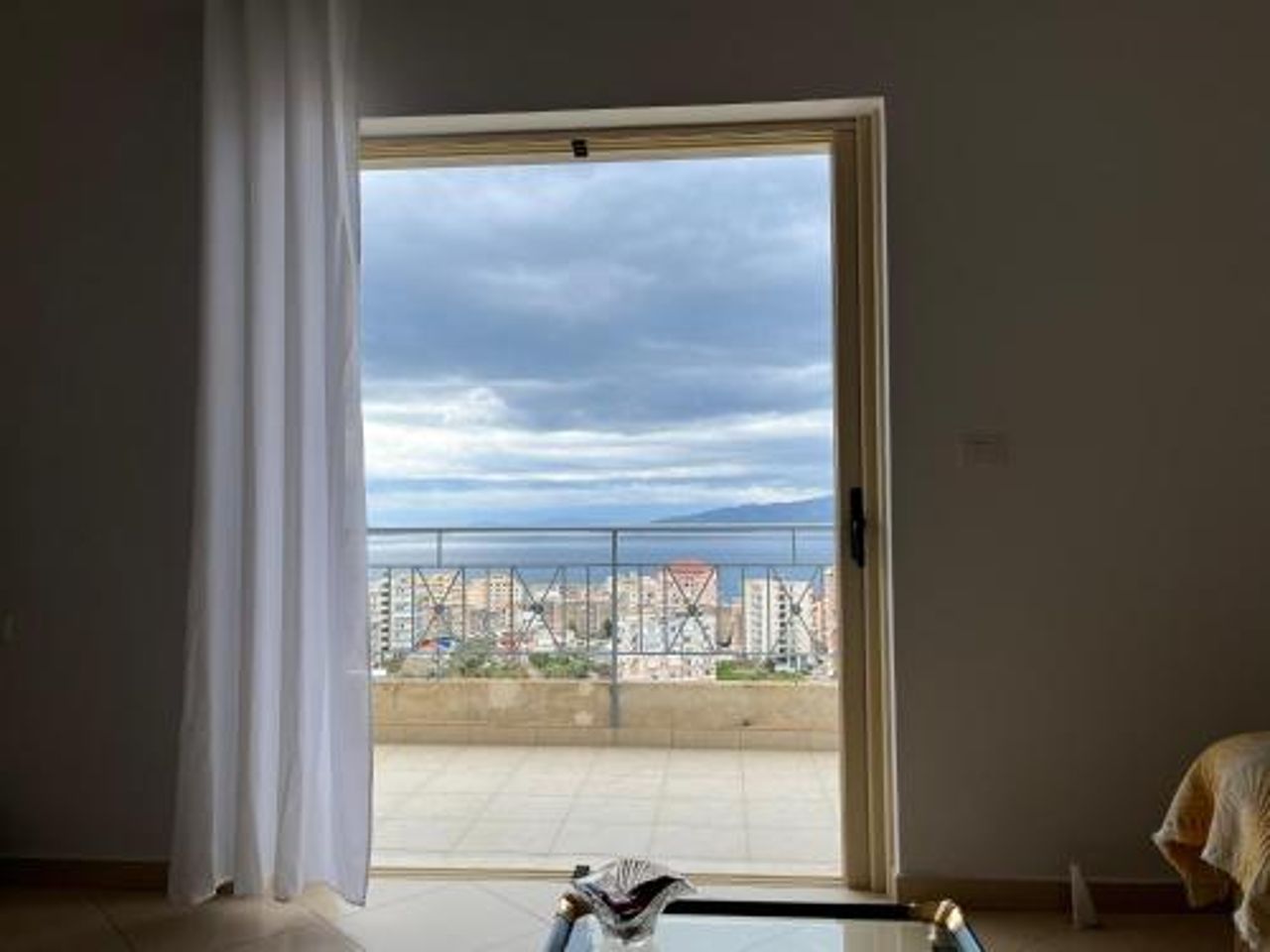 LAN'S Apartment