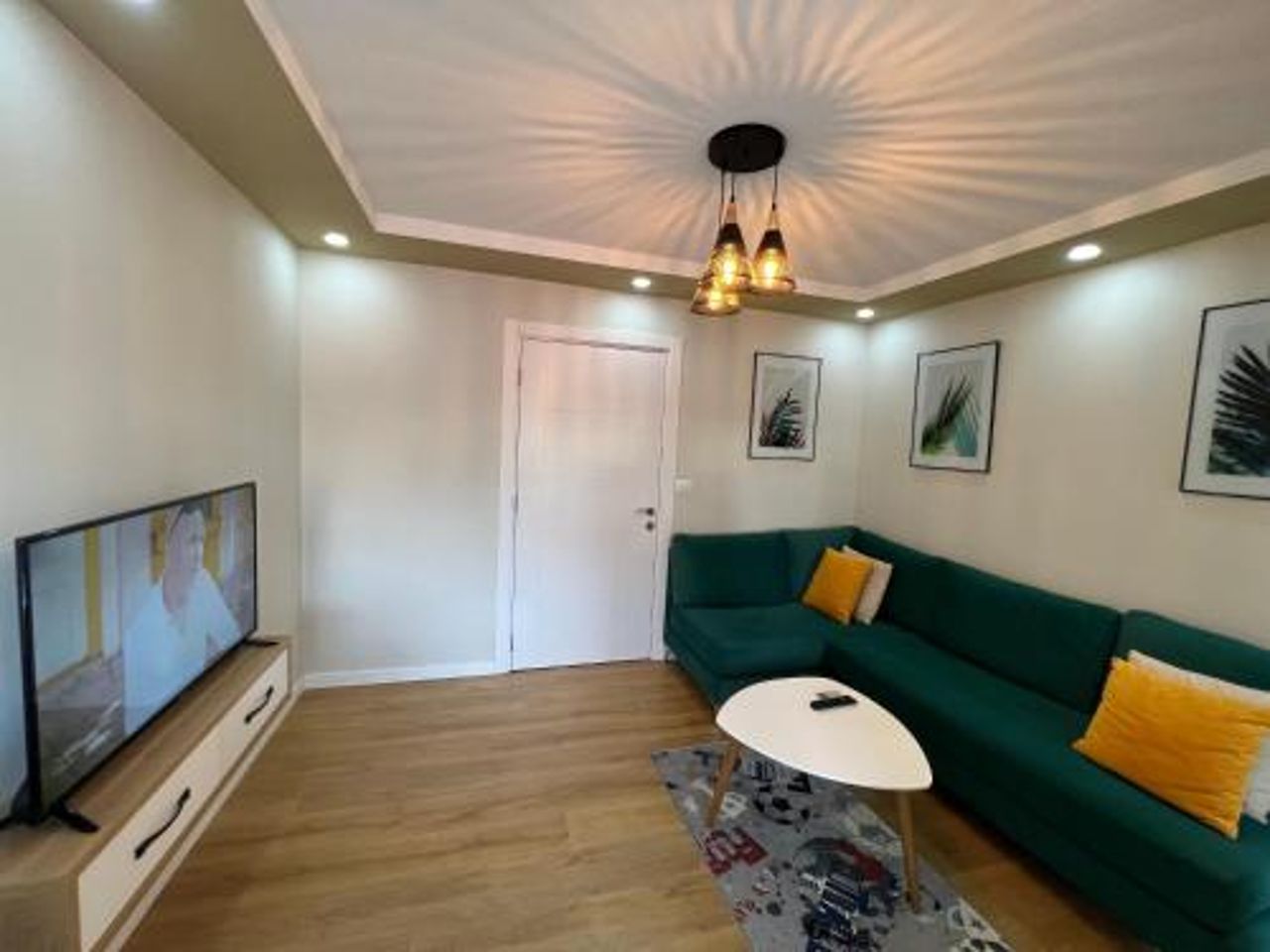 Leti Apartment 21 Dhjetori