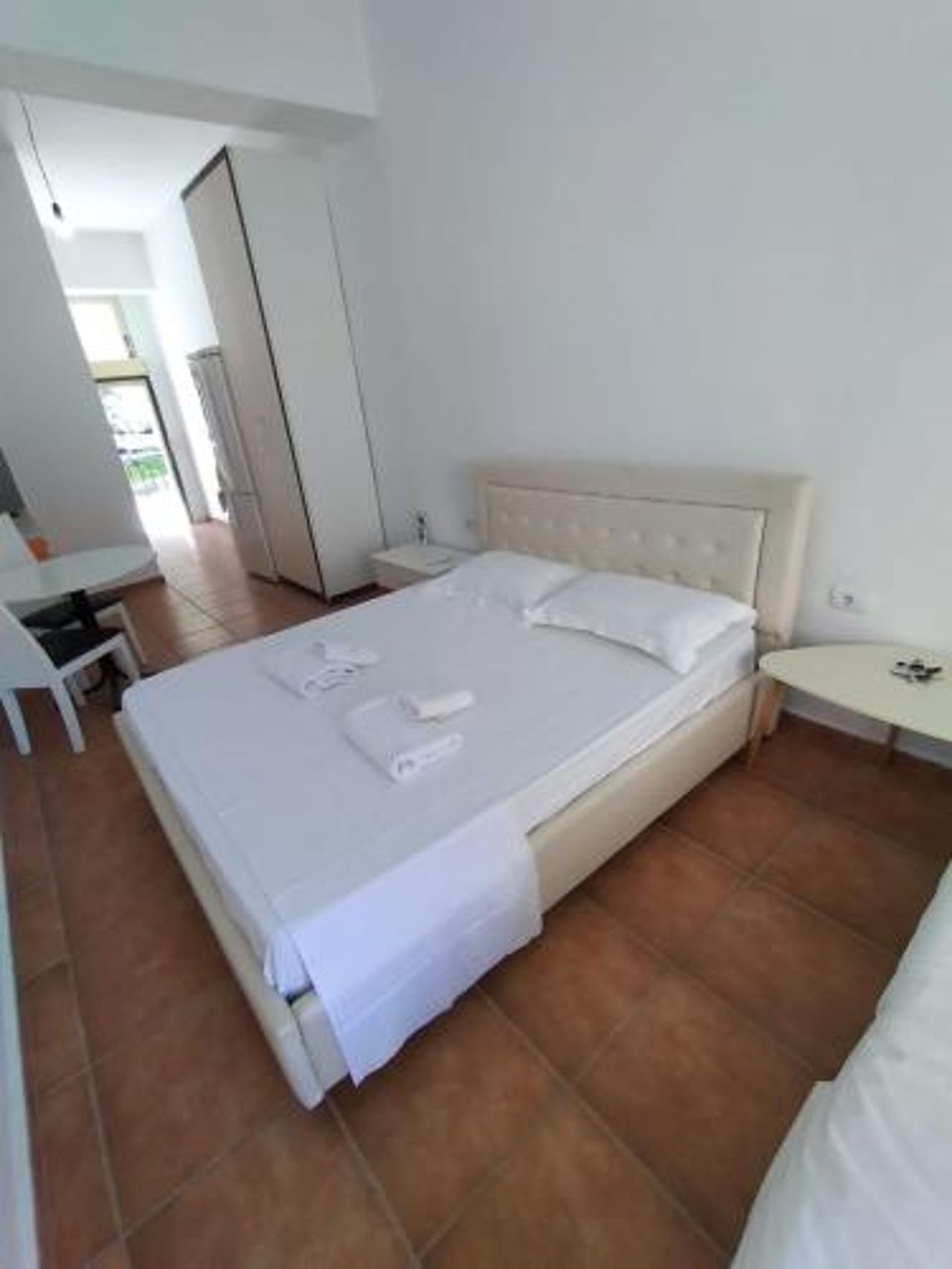 Artemisa Apartments
