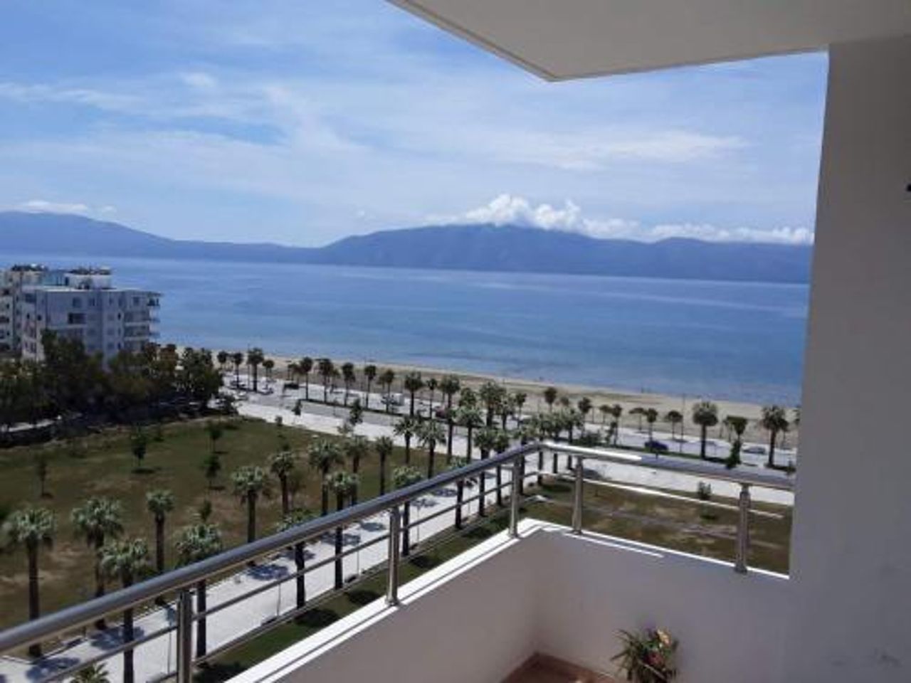 Luis Apartments
