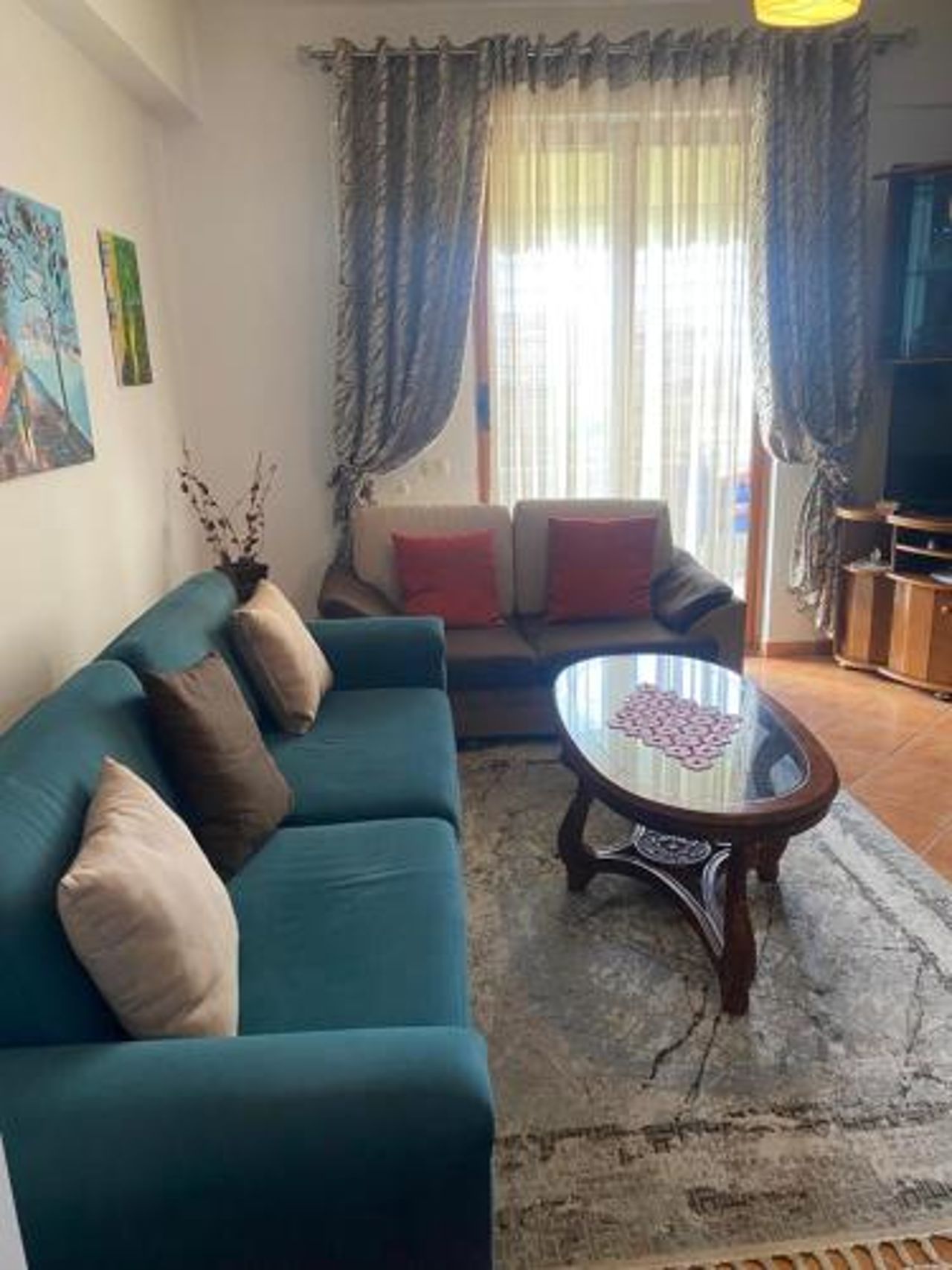 Enias apartment