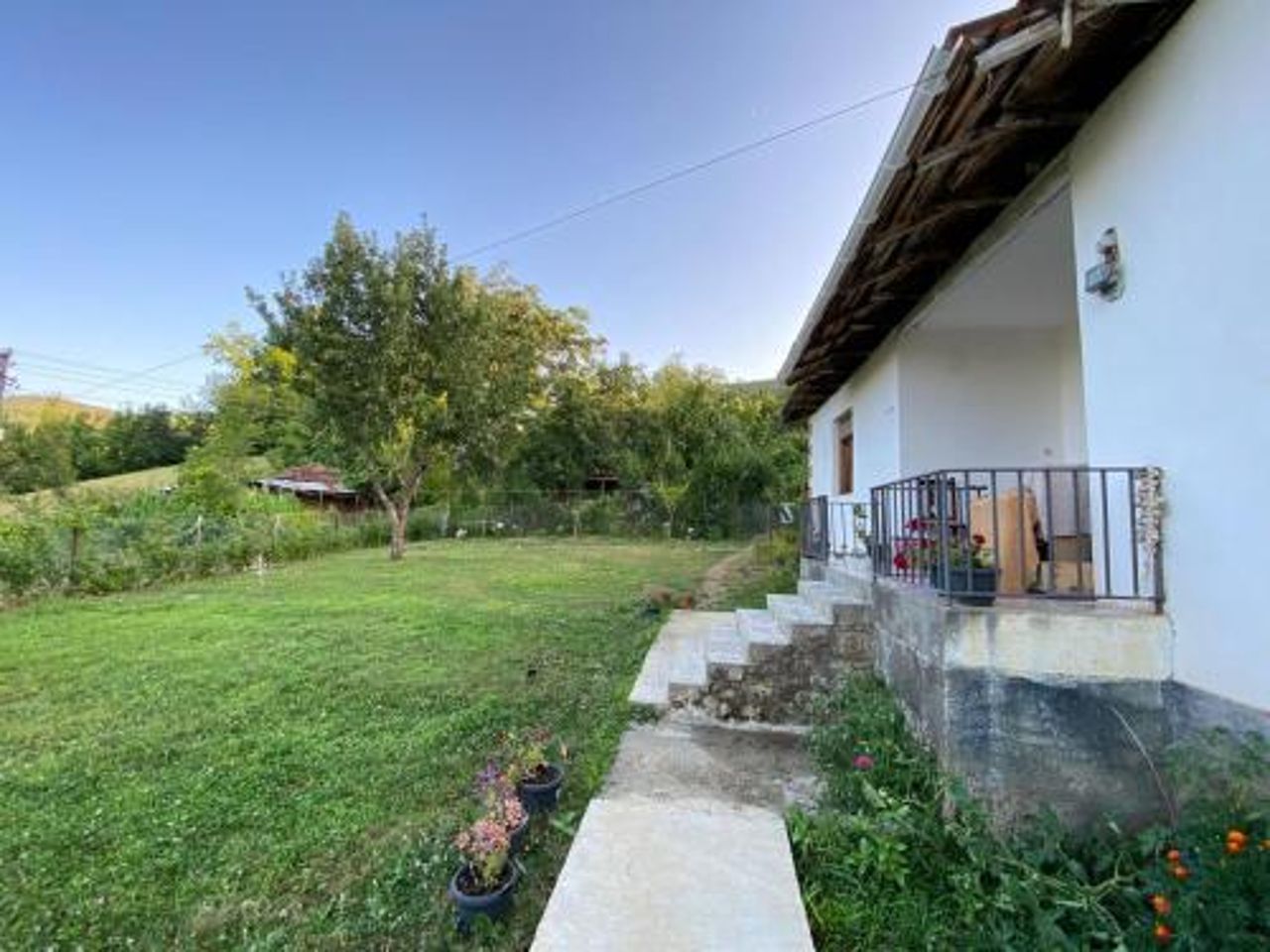 Guesthouse "Haxhiu" - Sopot, Diber