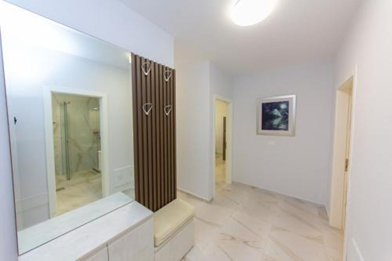 Luxury Vila 3
