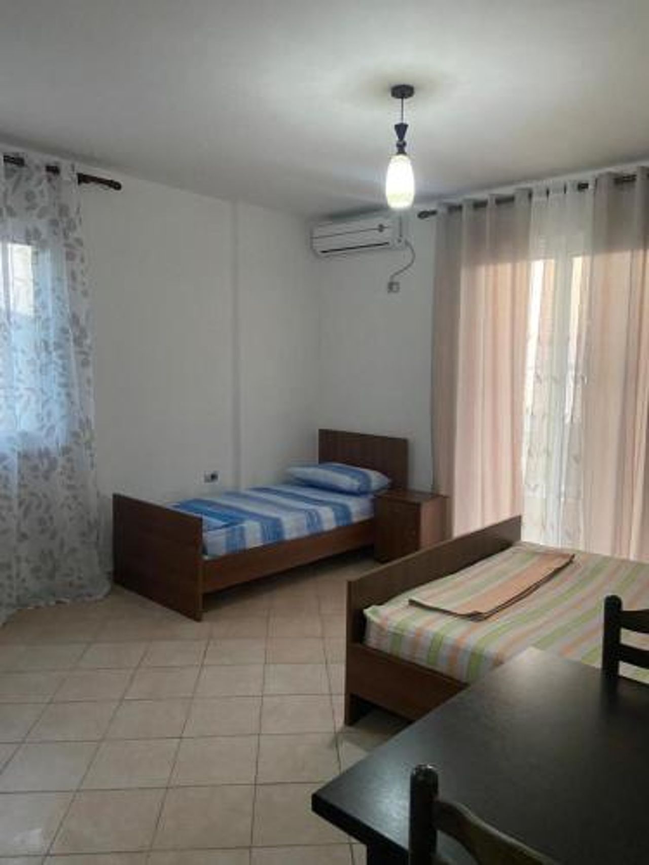 Vila Vellezrit Kapaj