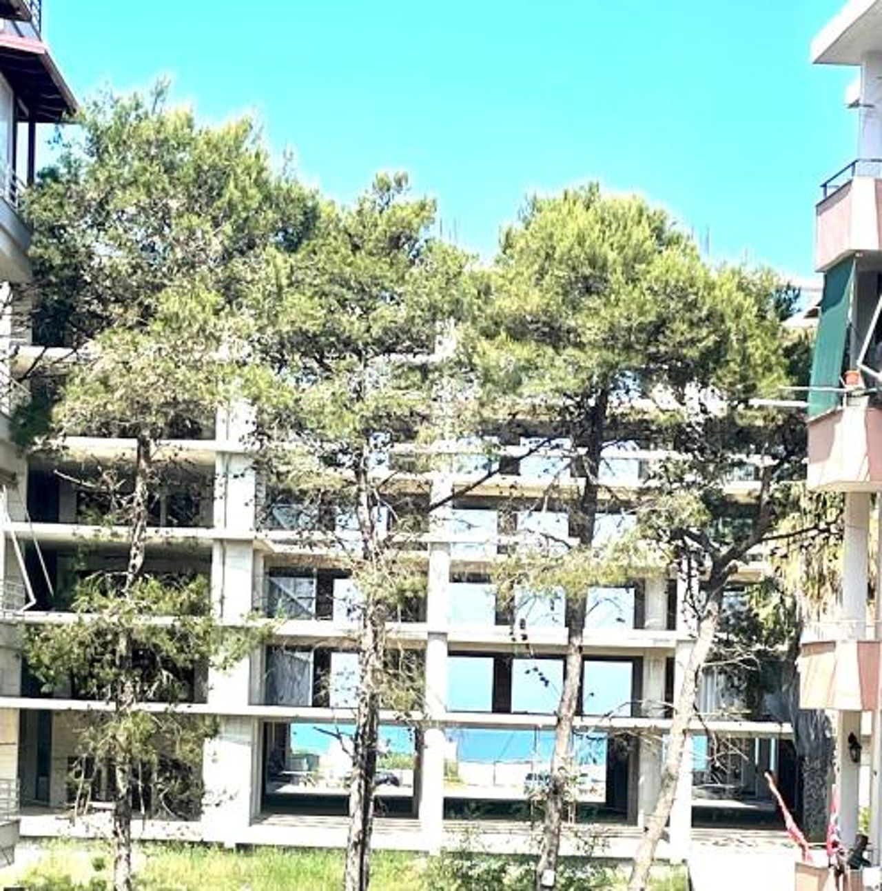 Avenue by the Sea - Pamje Deti