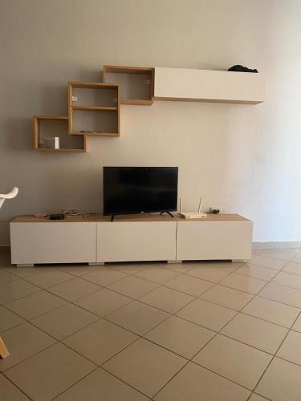 Globe apartement