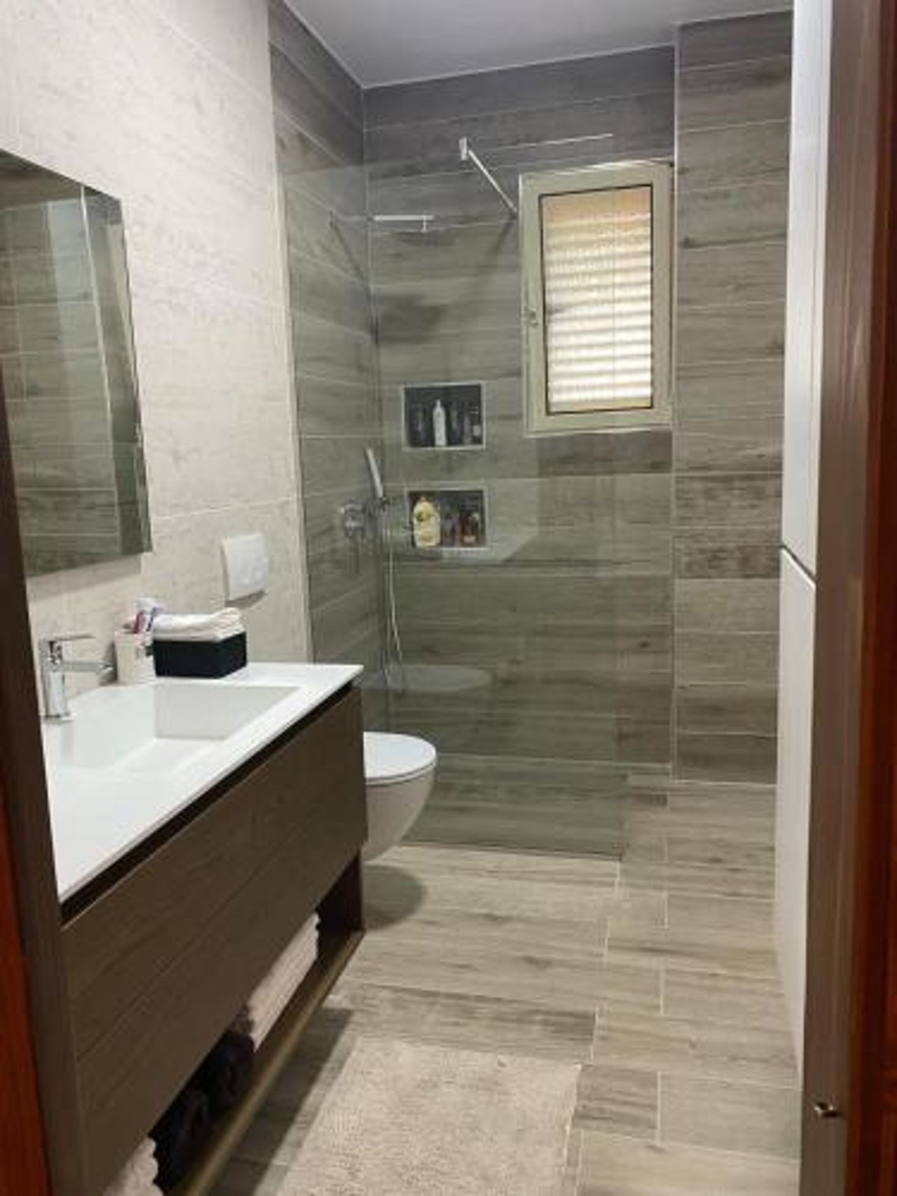 ES Luxury Apartment