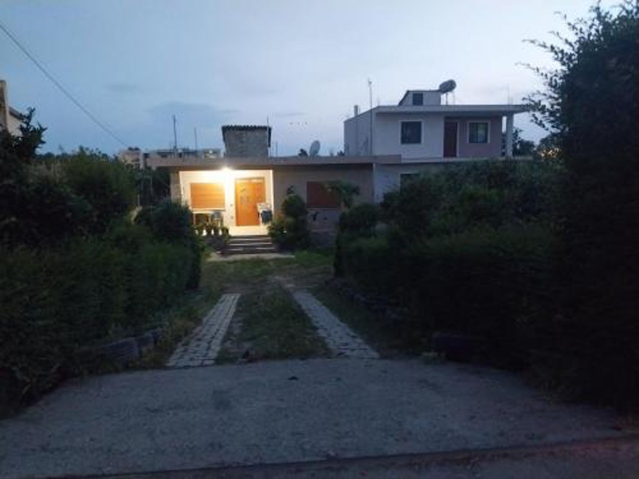 gjiri lalzit home