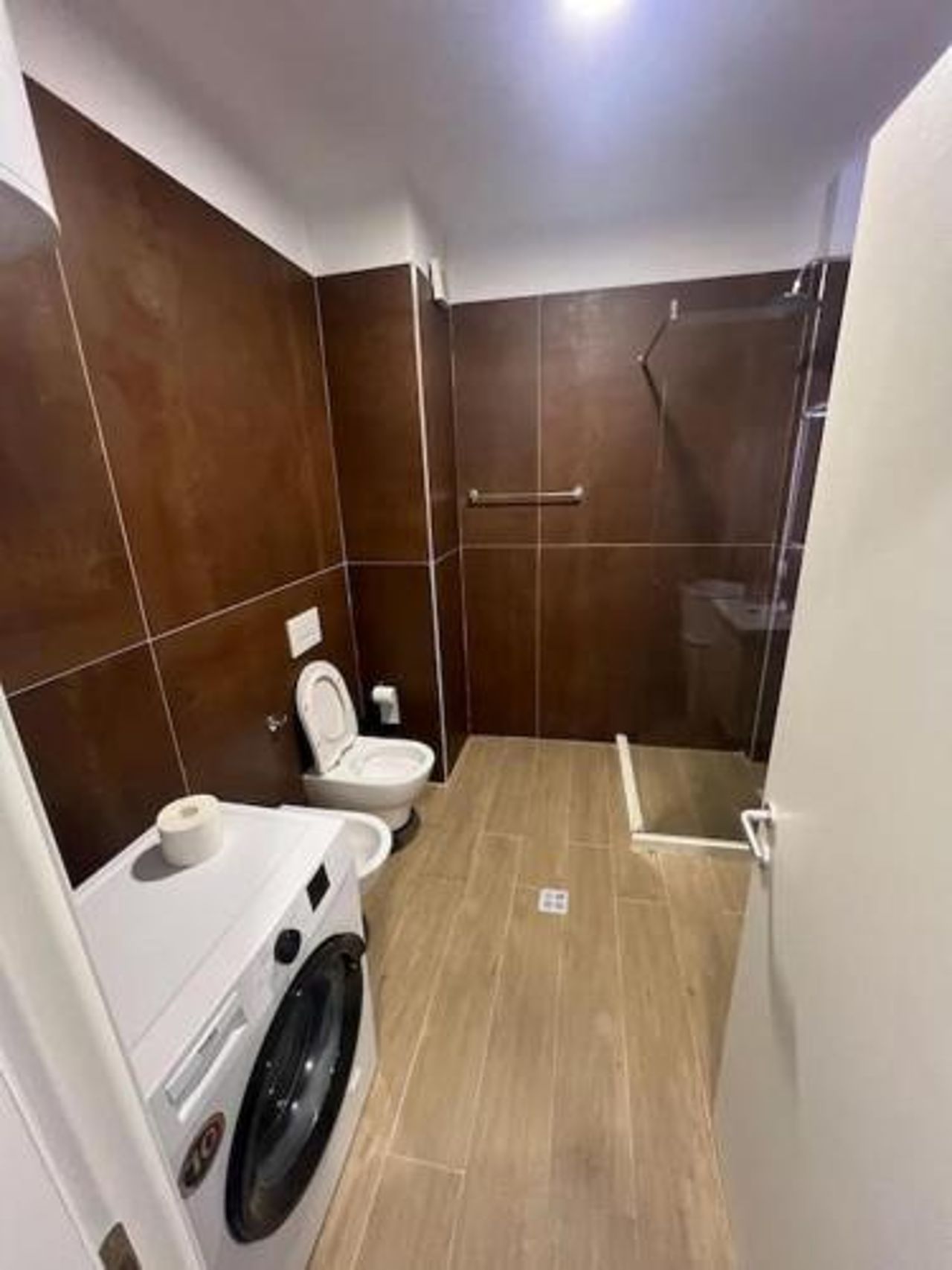 5th Floor Apartment Sea View, Qerret