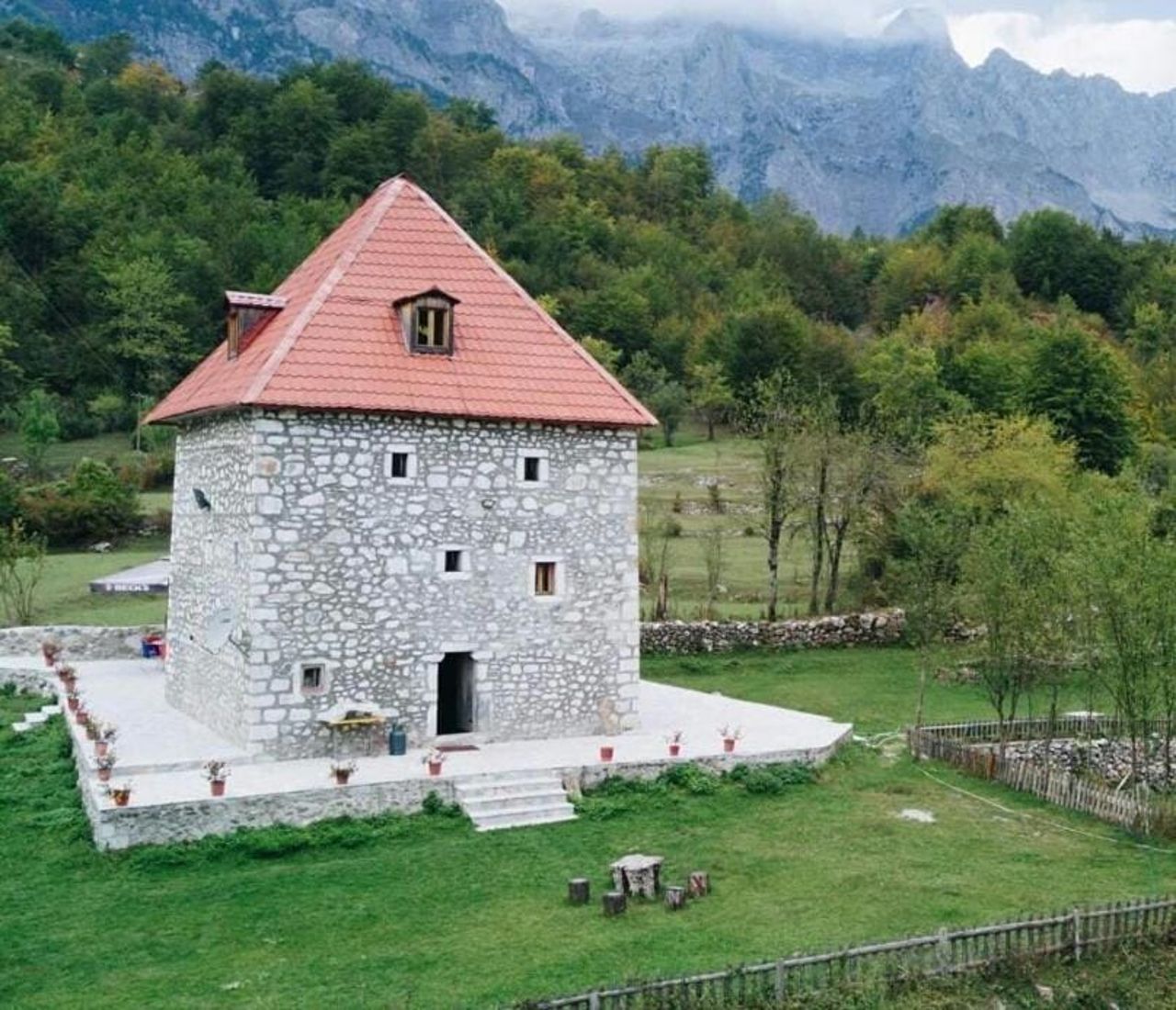Kulla Pracja Theth