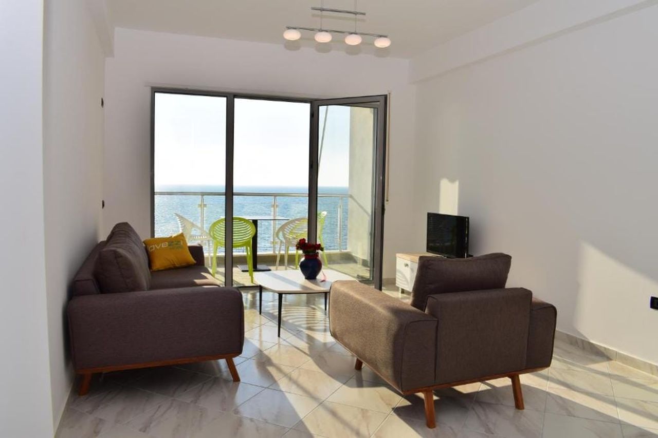 Besi Apartments