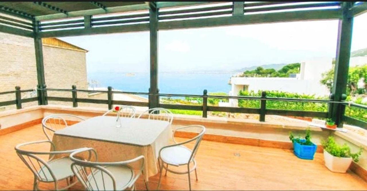 Aneta’s Beach House