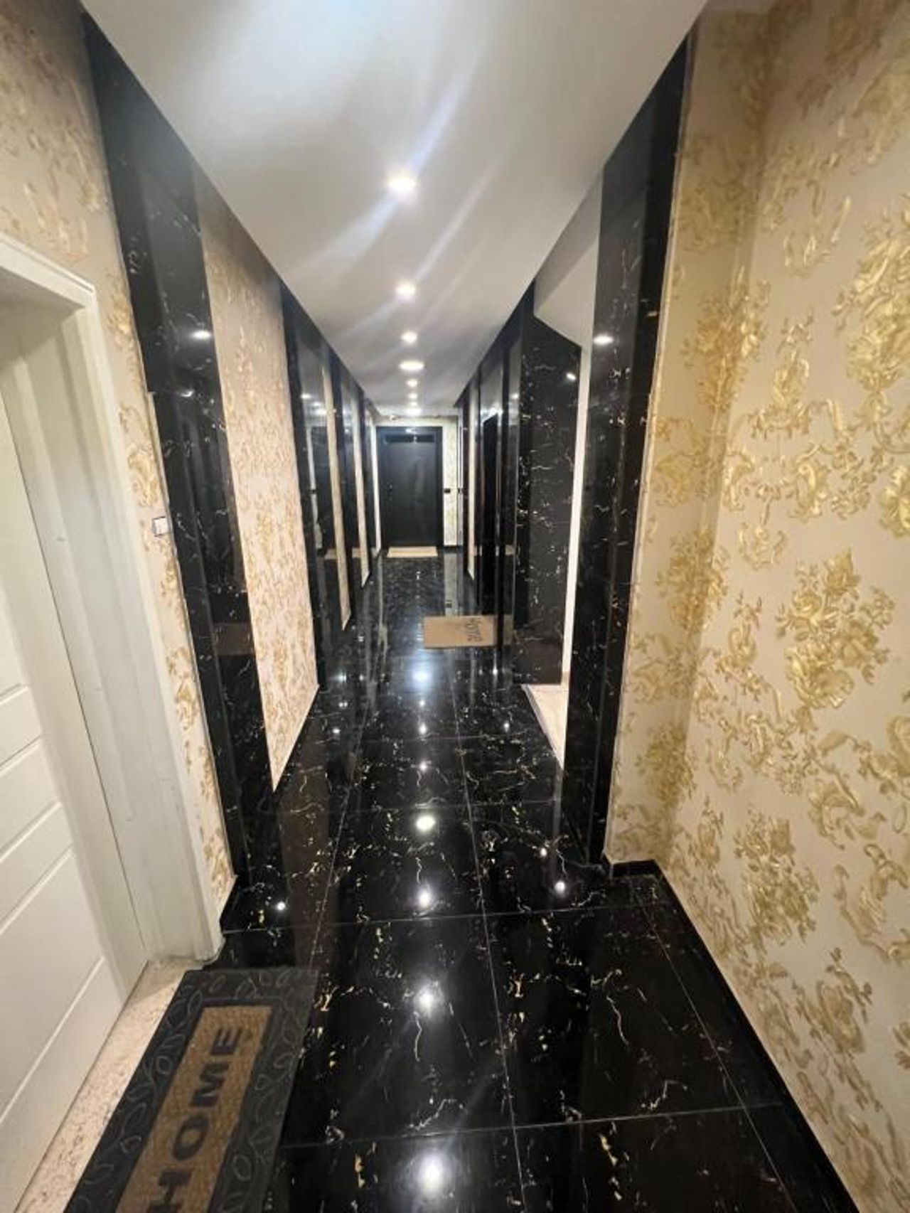 Deoni apartment