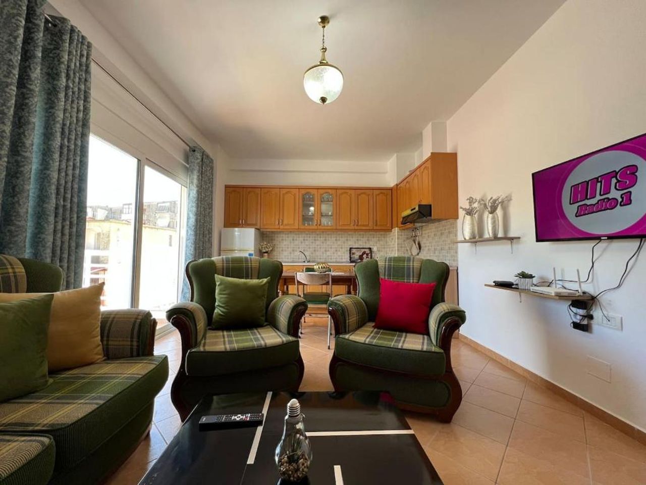 Leo Apartment