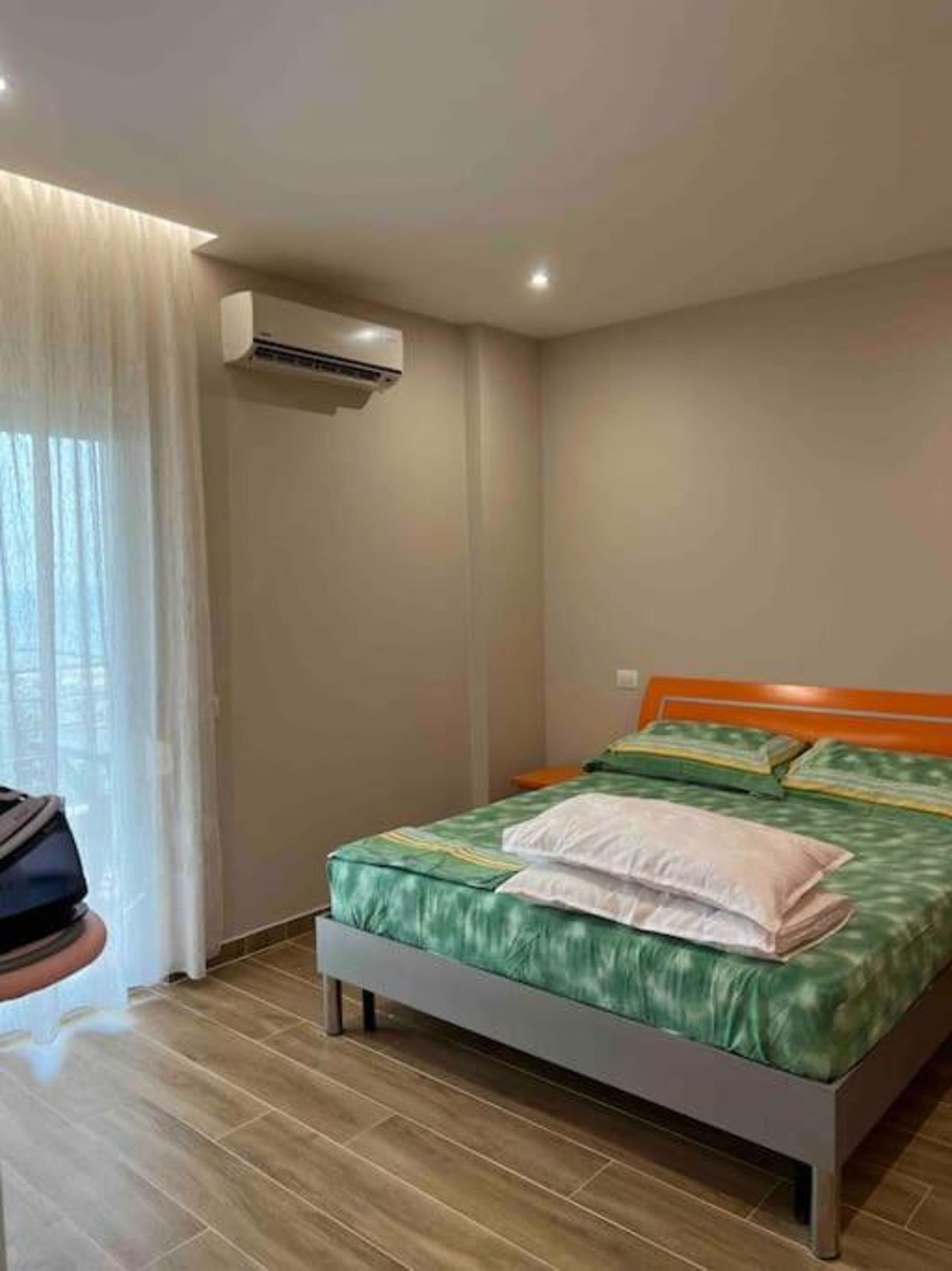 Beachfront apartment 1st floor