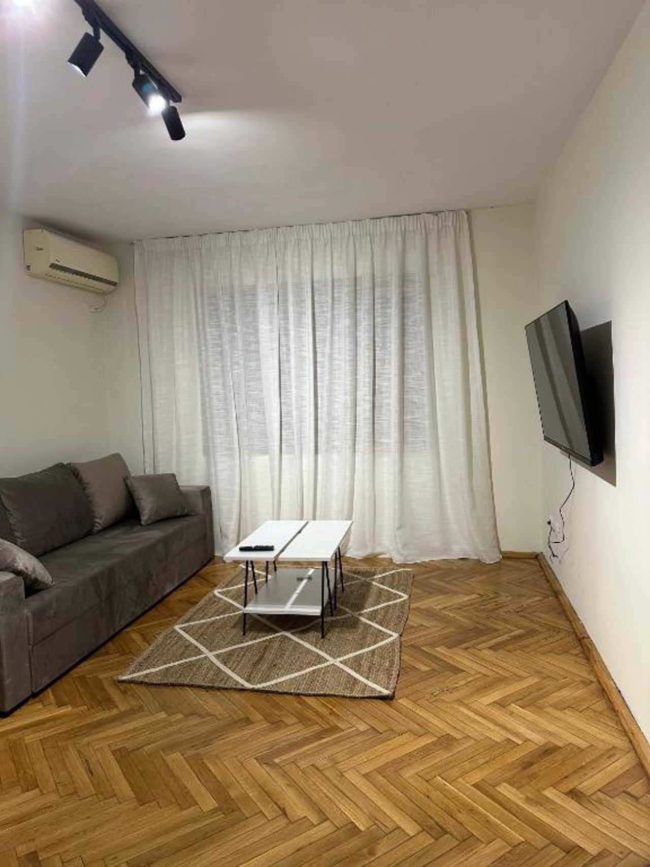 Cozy Apartment, in the center of Tirana