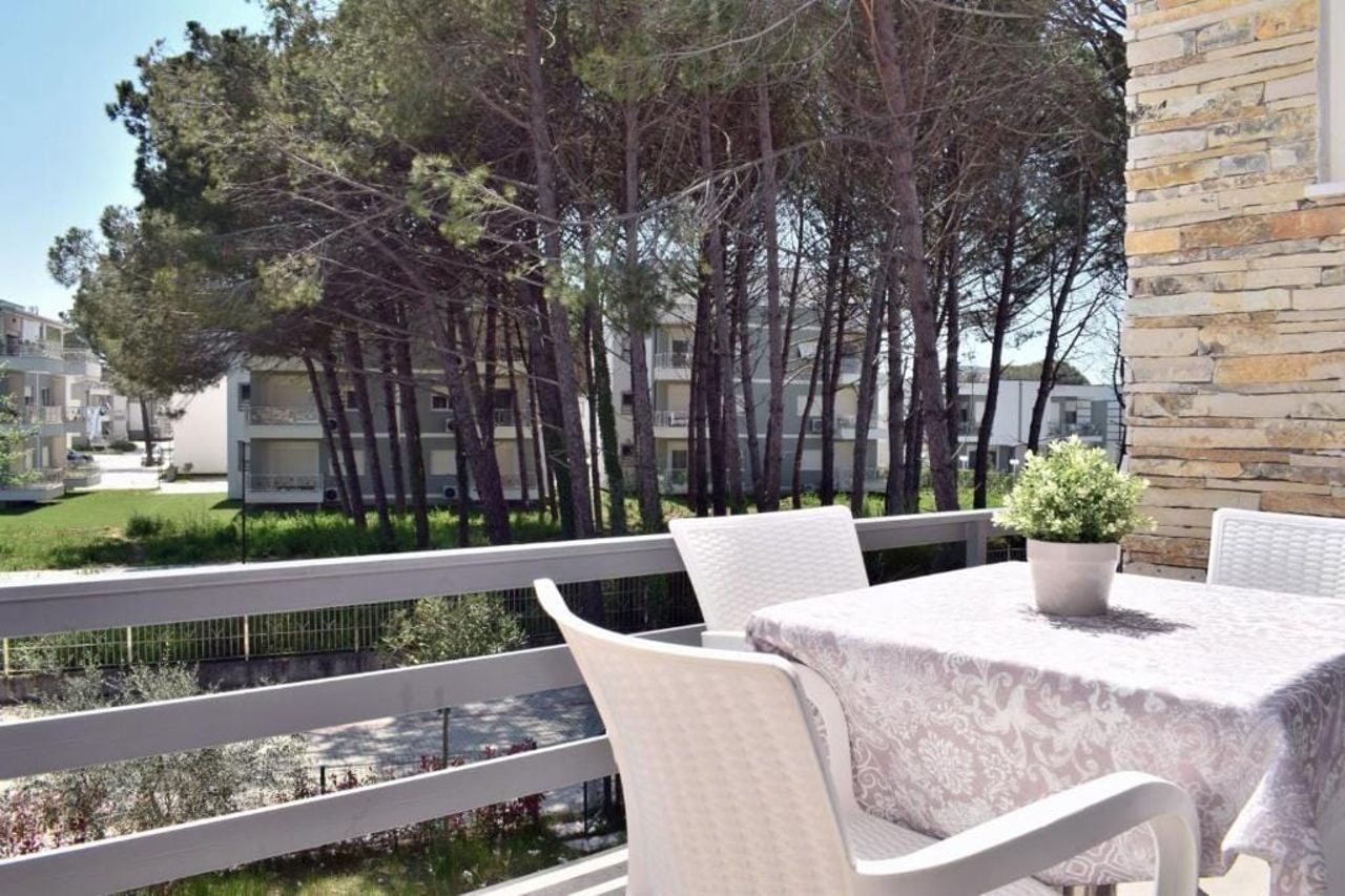 Sunrise Apartments